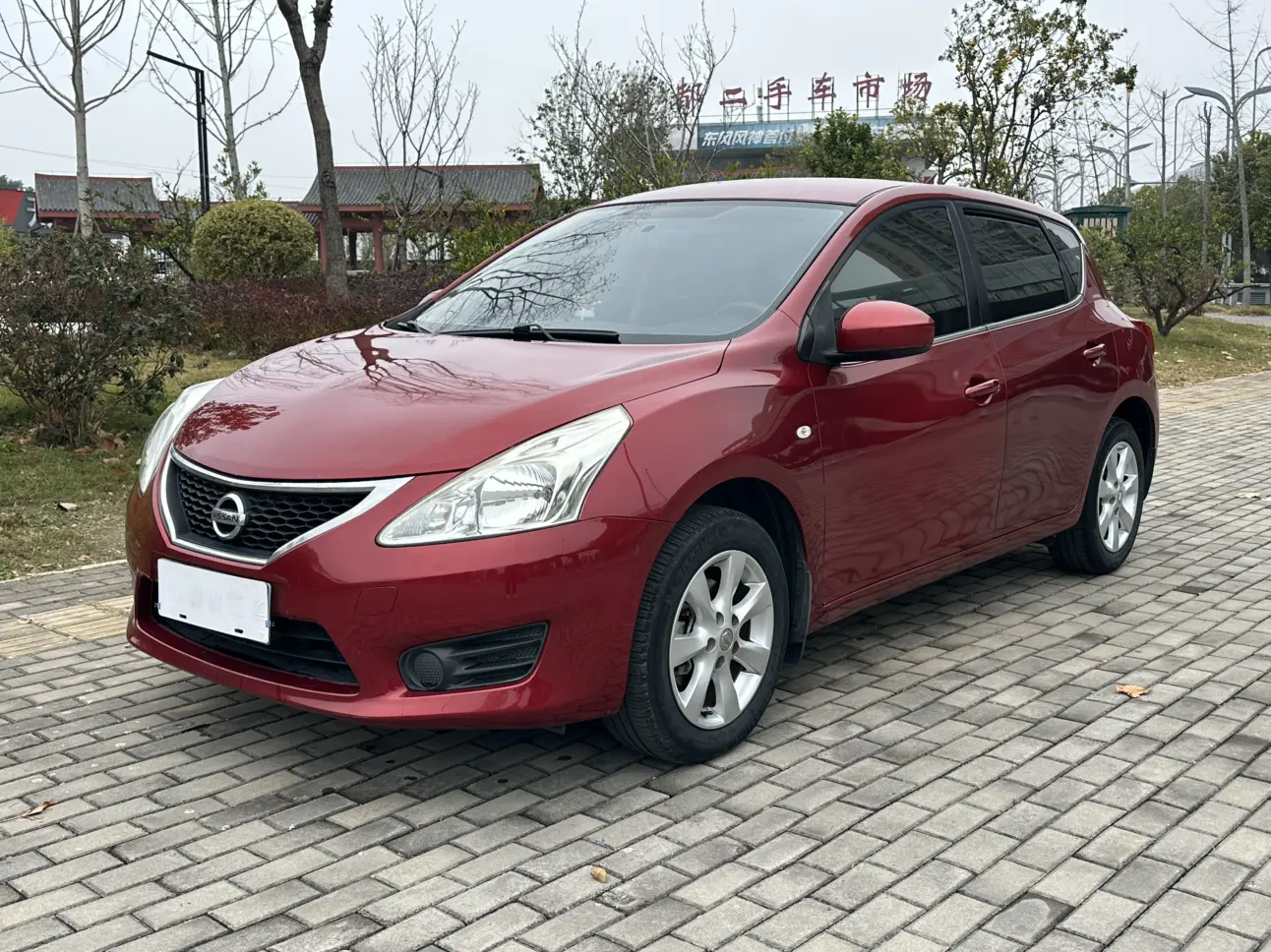 Nissan Tiida  из Китая