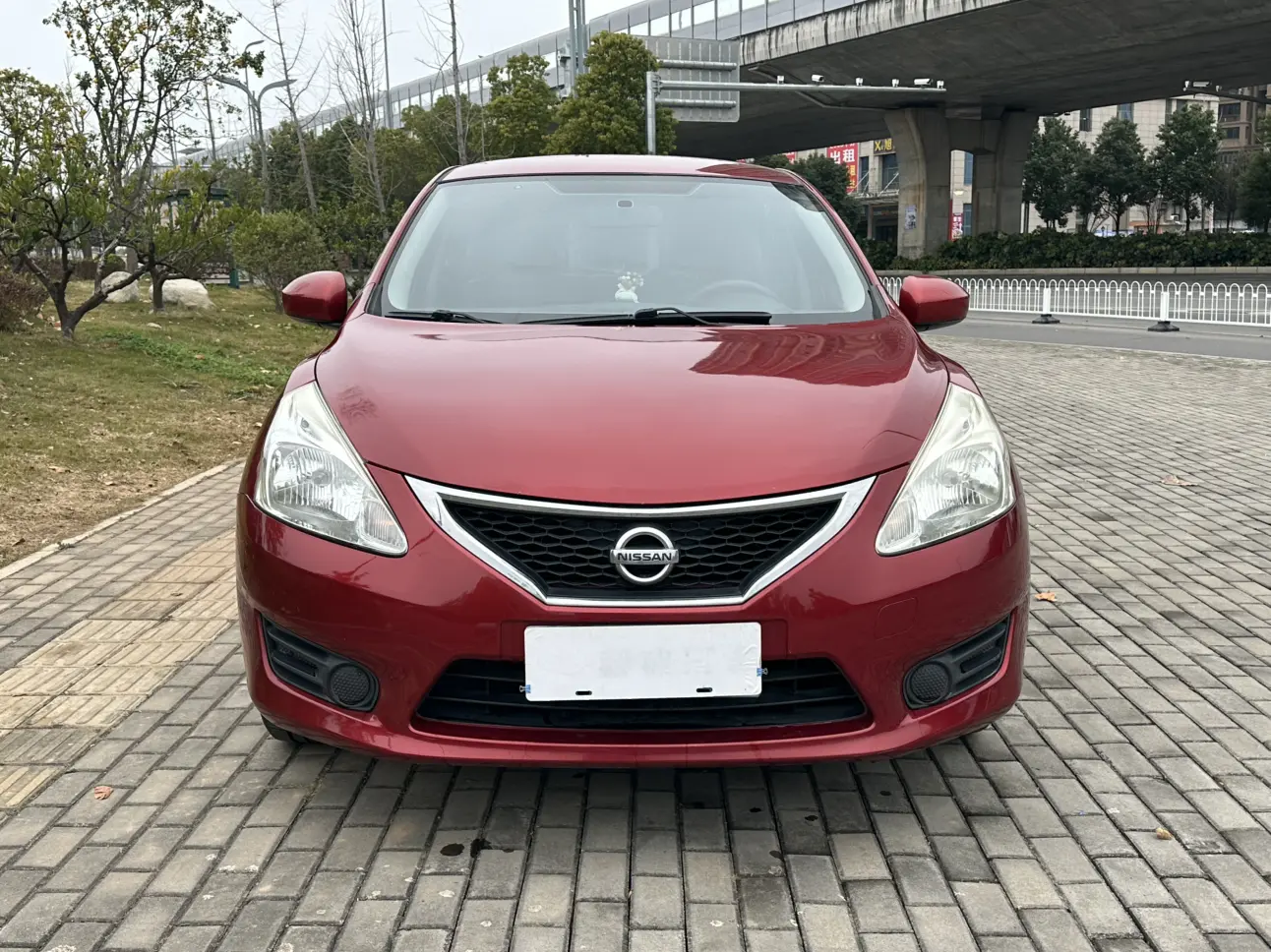 Nissan Tiida  из Китая