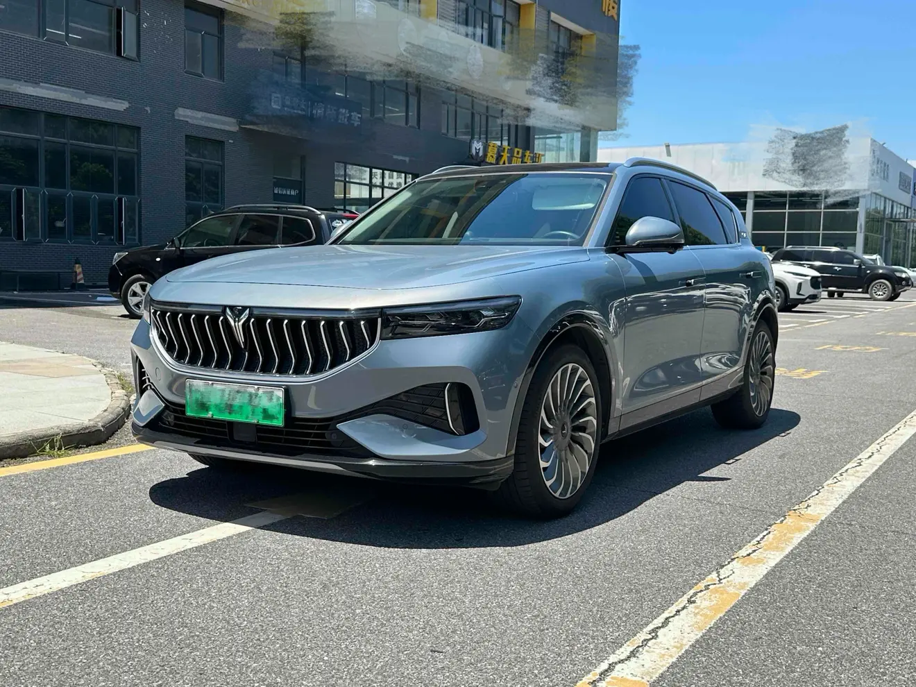 Voyah Lantu FREE  из Китая