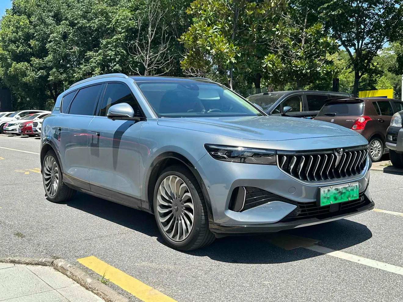 Voyah Lantu FREE  из Китая