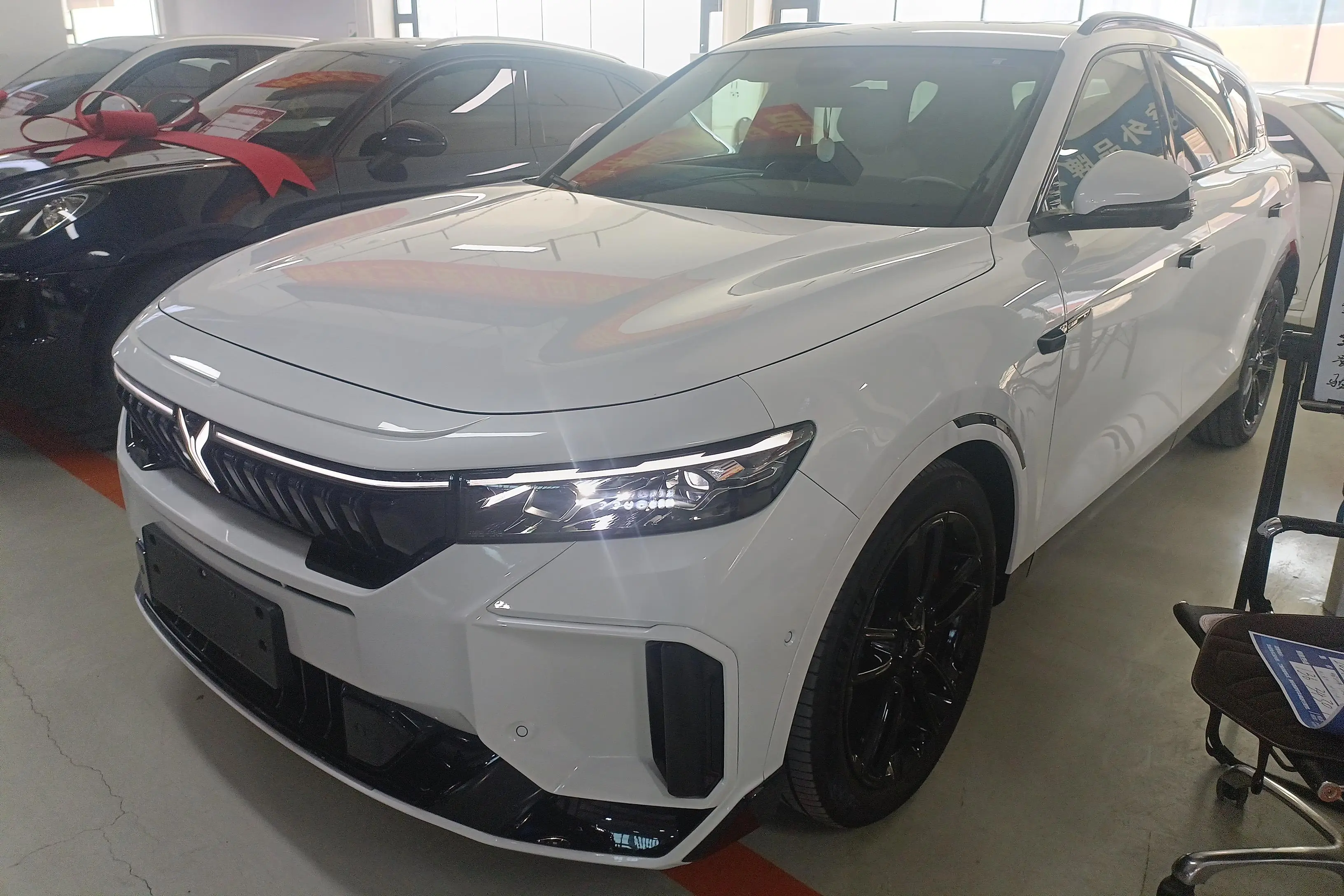 Voyah Lantu FREE  из Китая