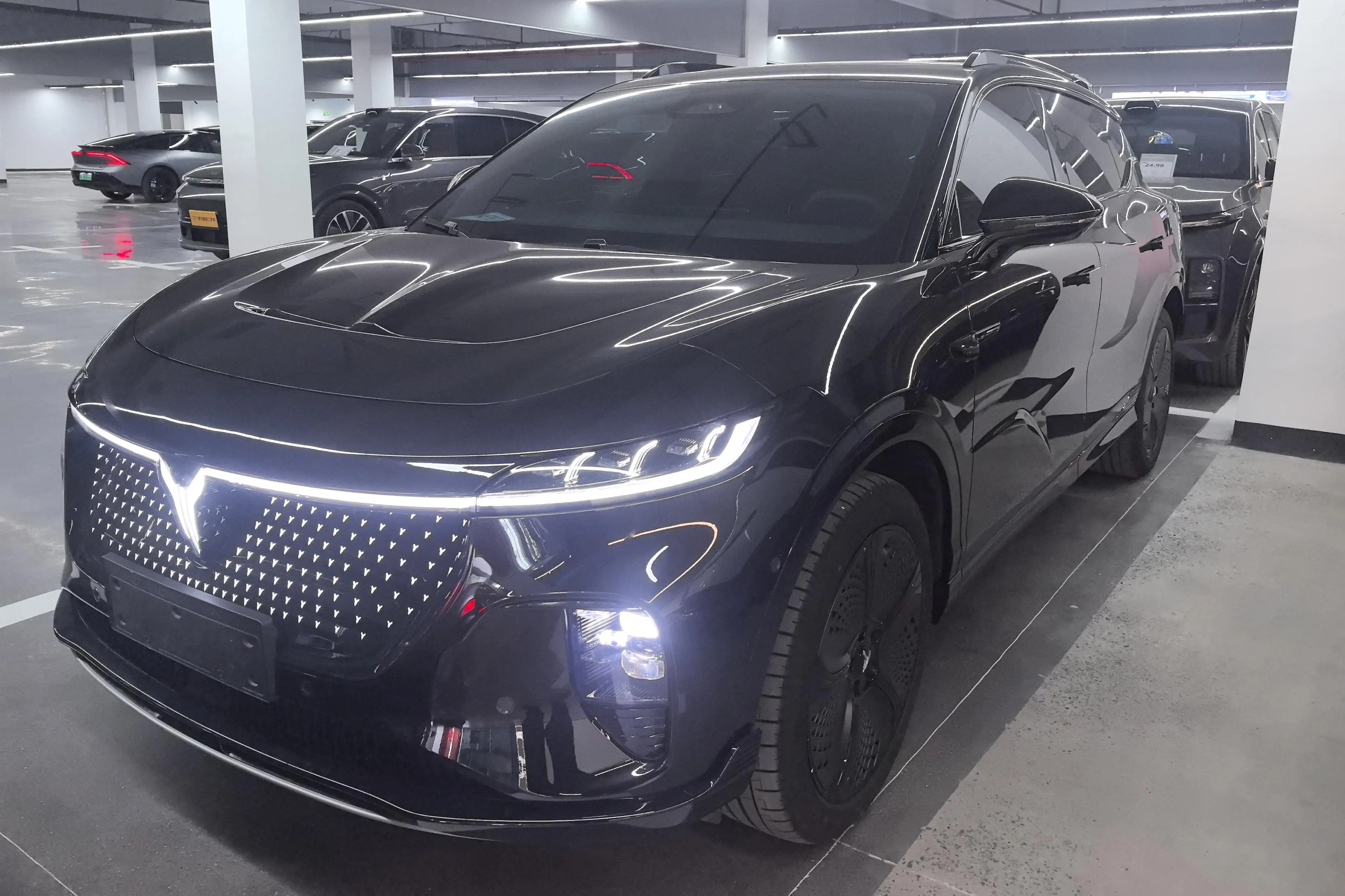 Voyah Courage  из Китая