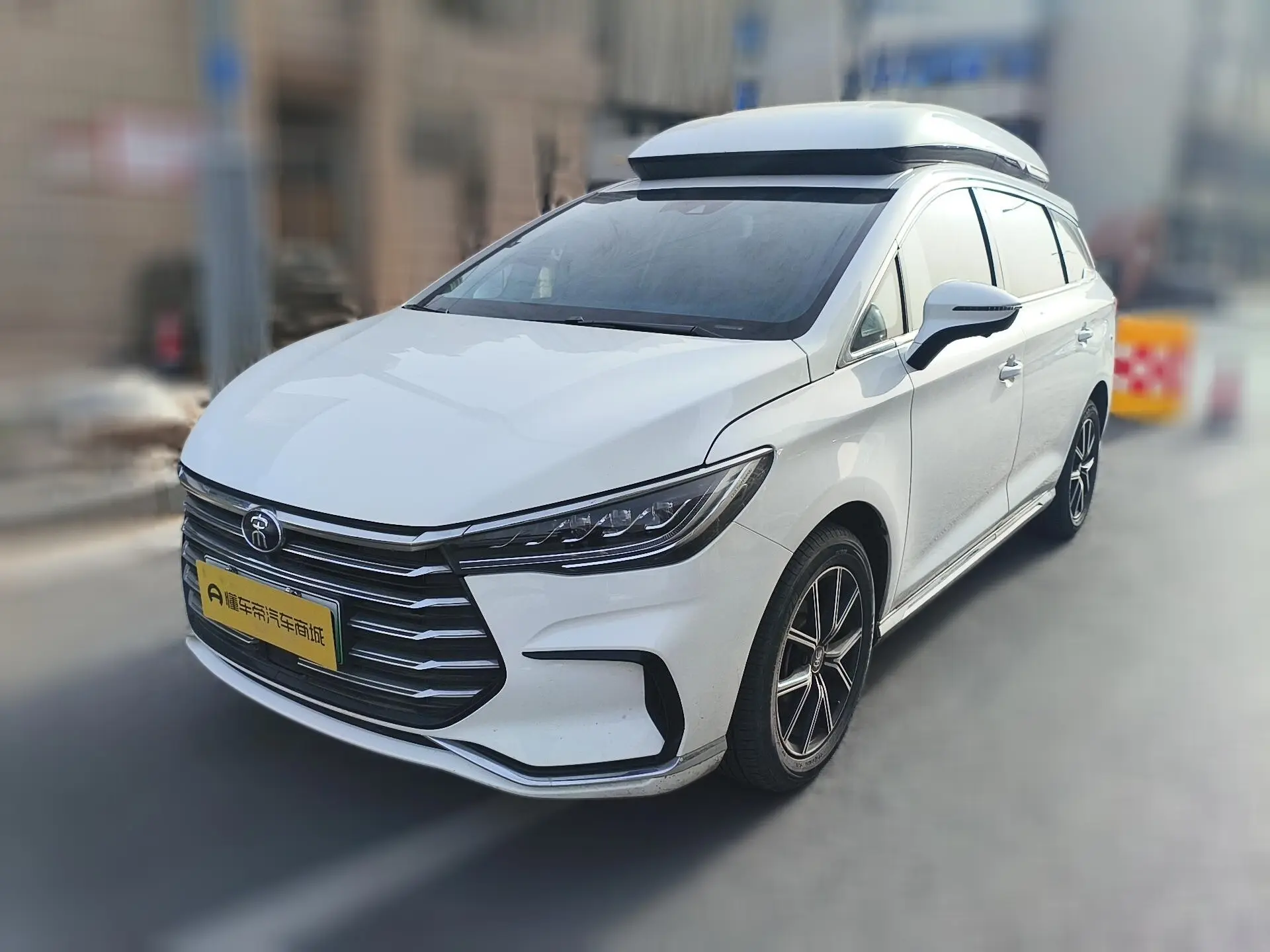 BYD Song MAX DM  из Китая