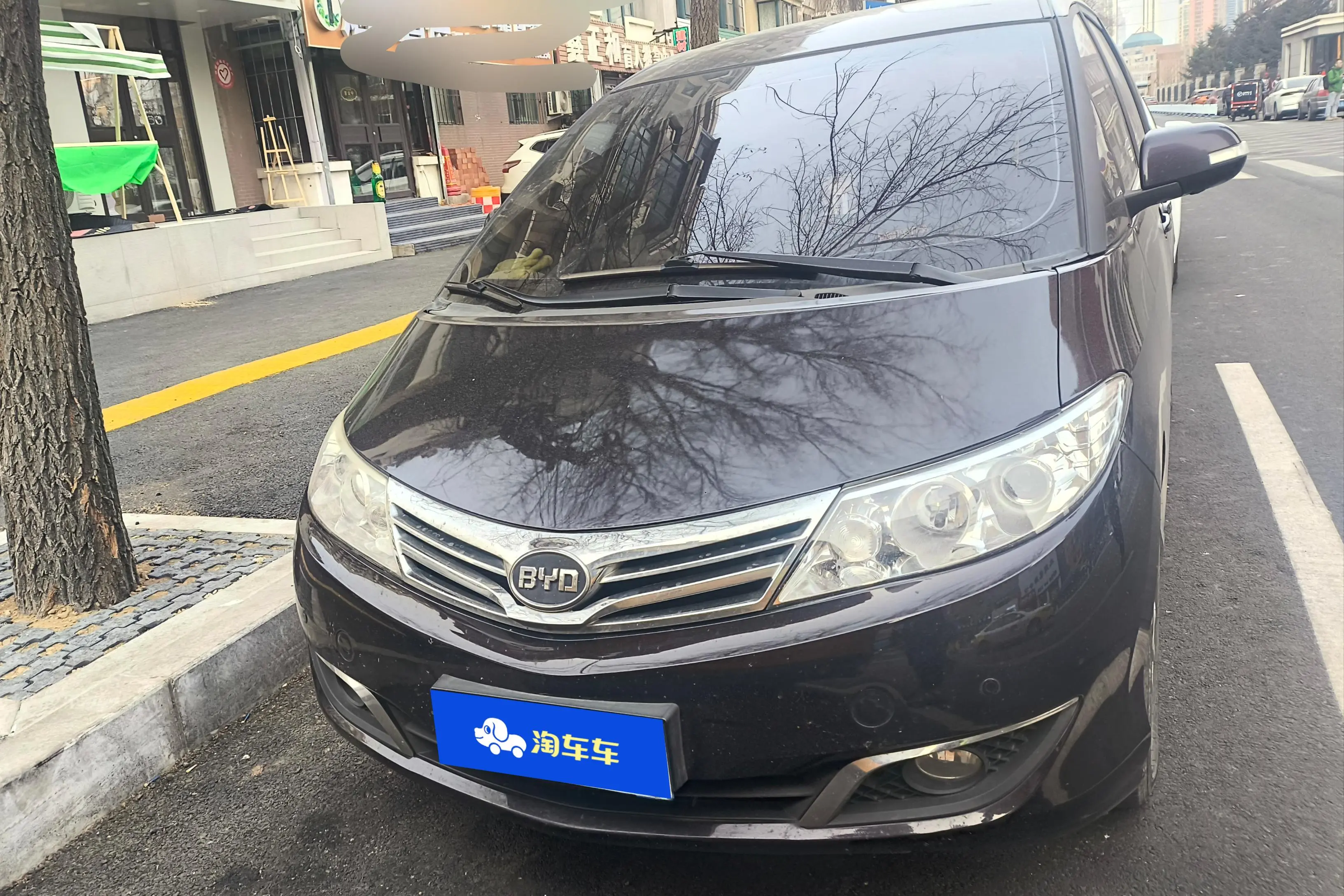 BYD M6  из Китая