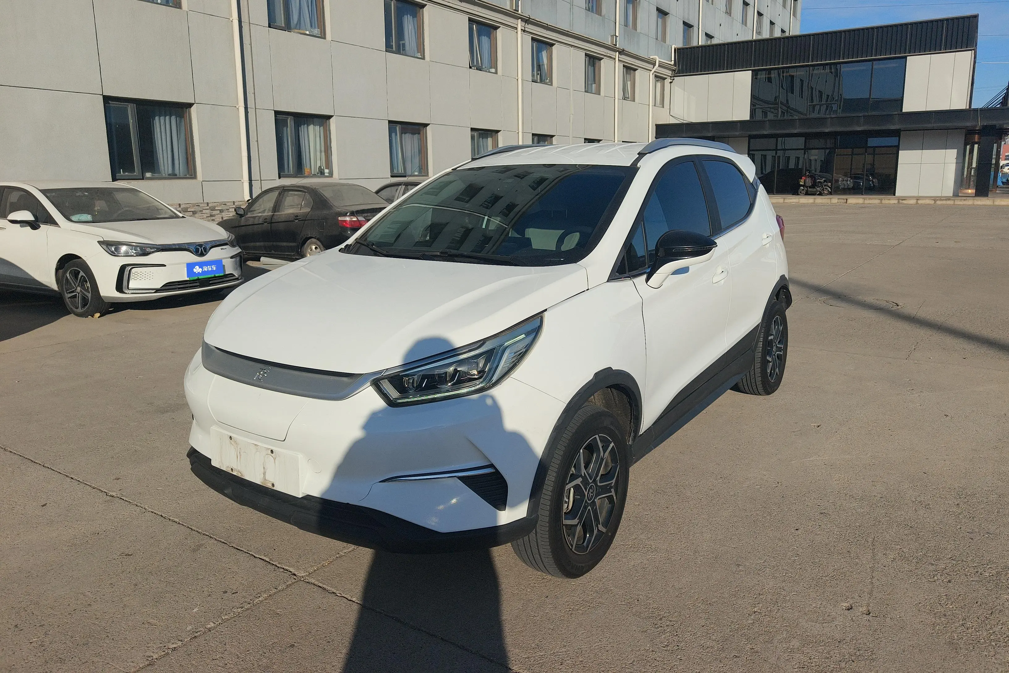 BYD Yuan Pro  из Китая