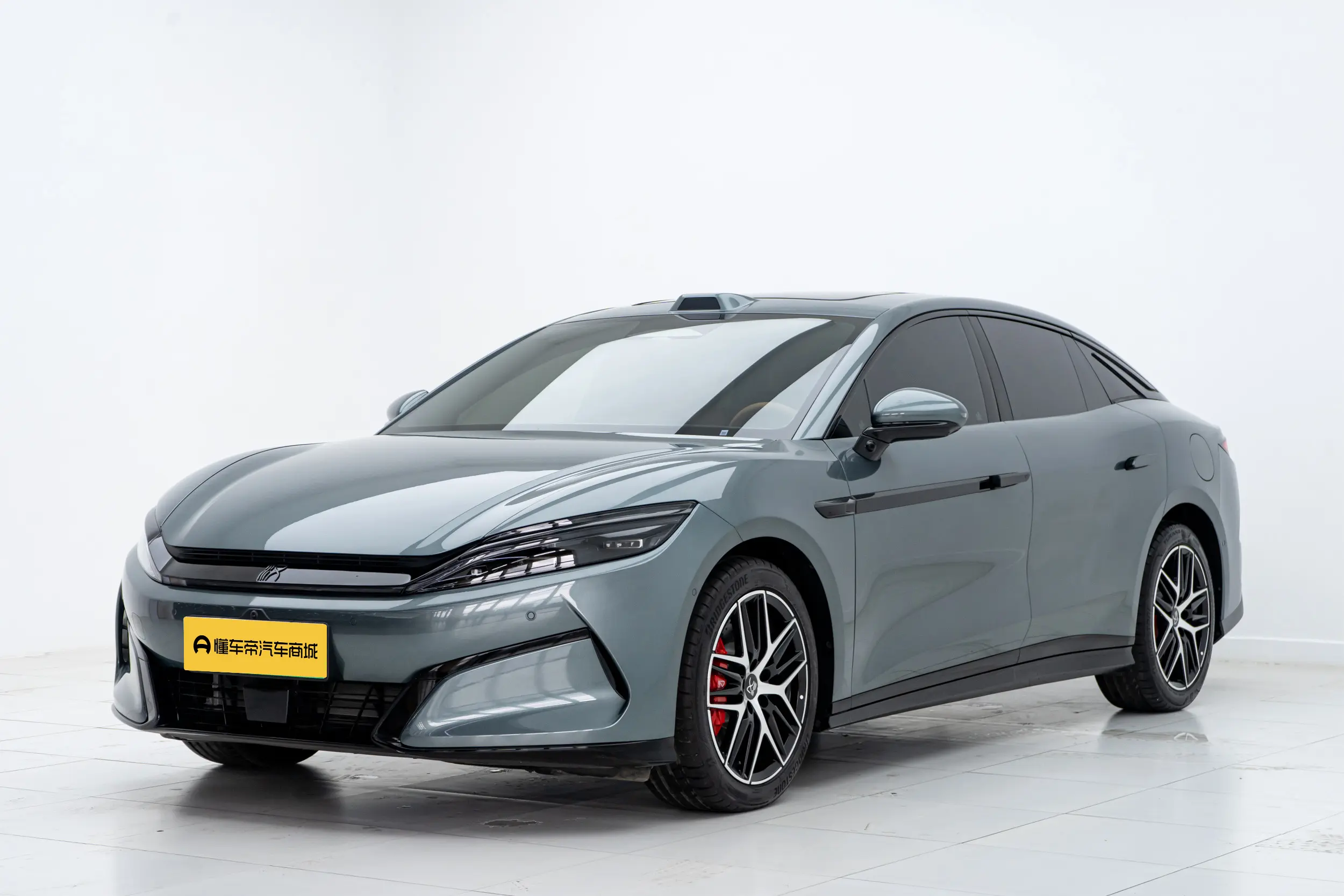 BYD Han L DM  из Китая