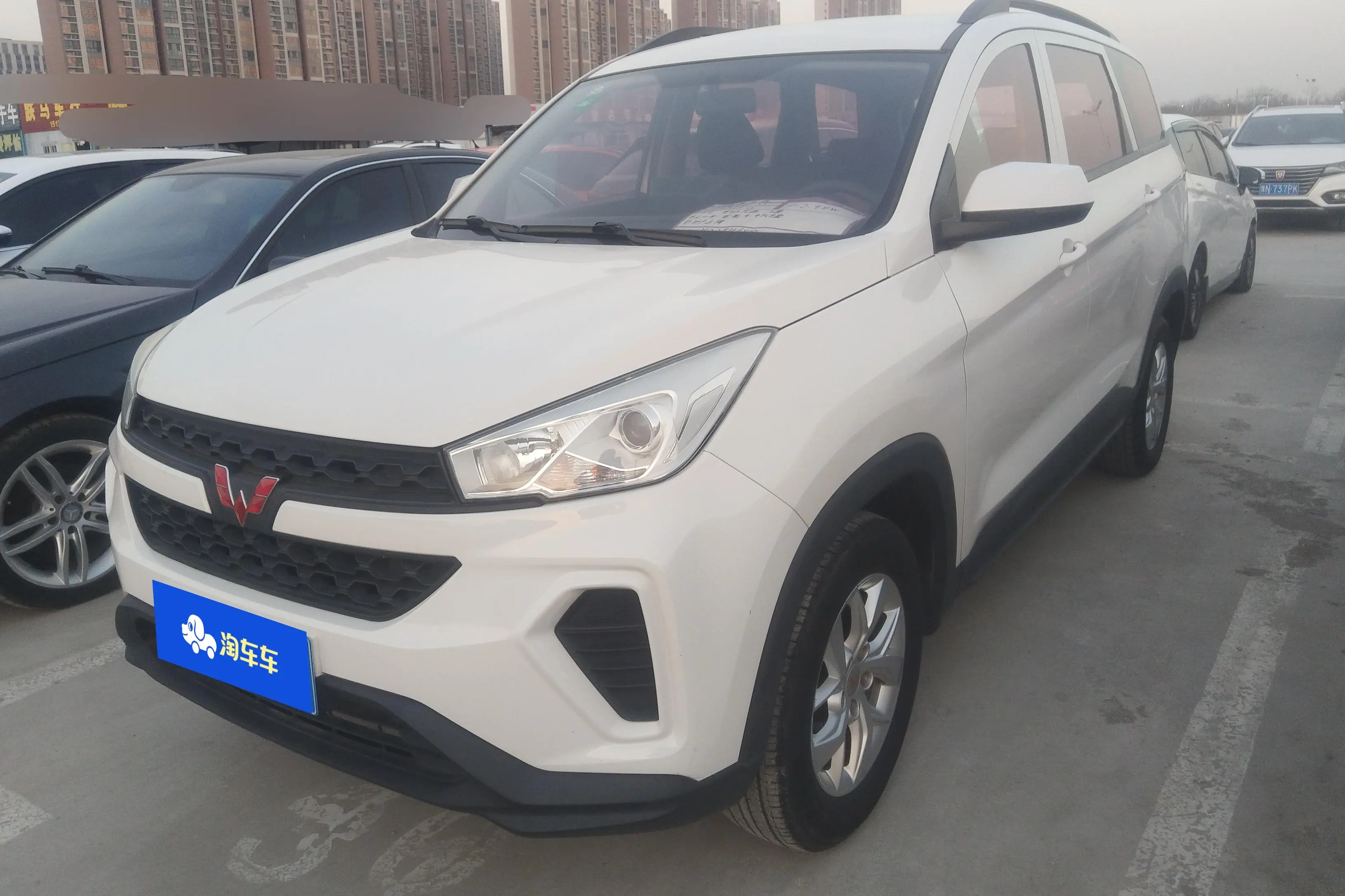 Wuling Hongguang S3  из Китая