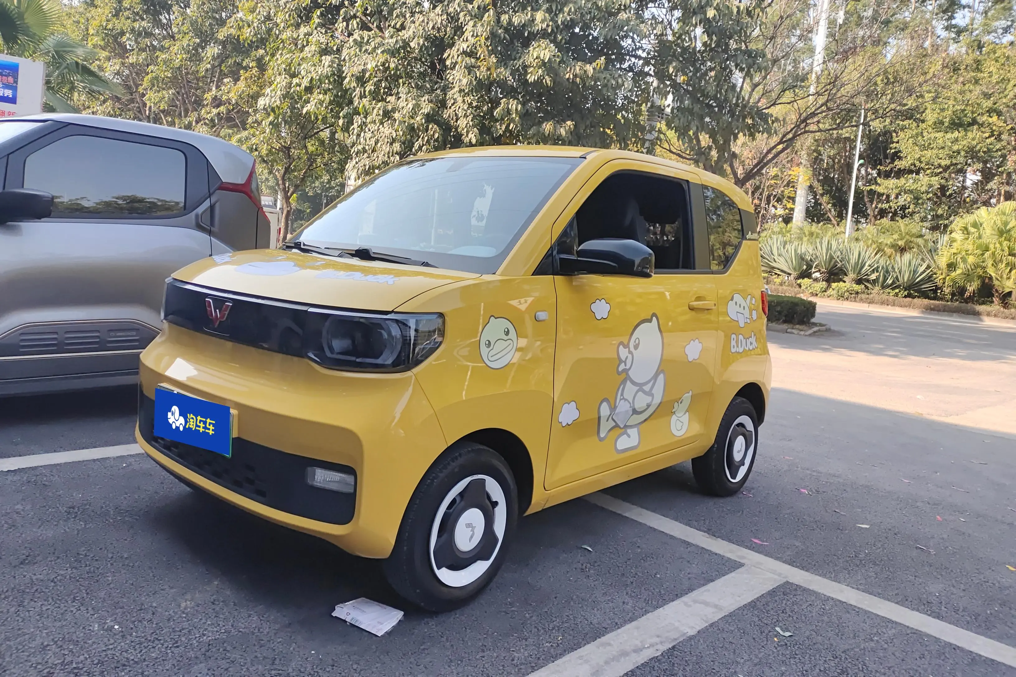 Wuling Hongguang MINIEV  из Китая