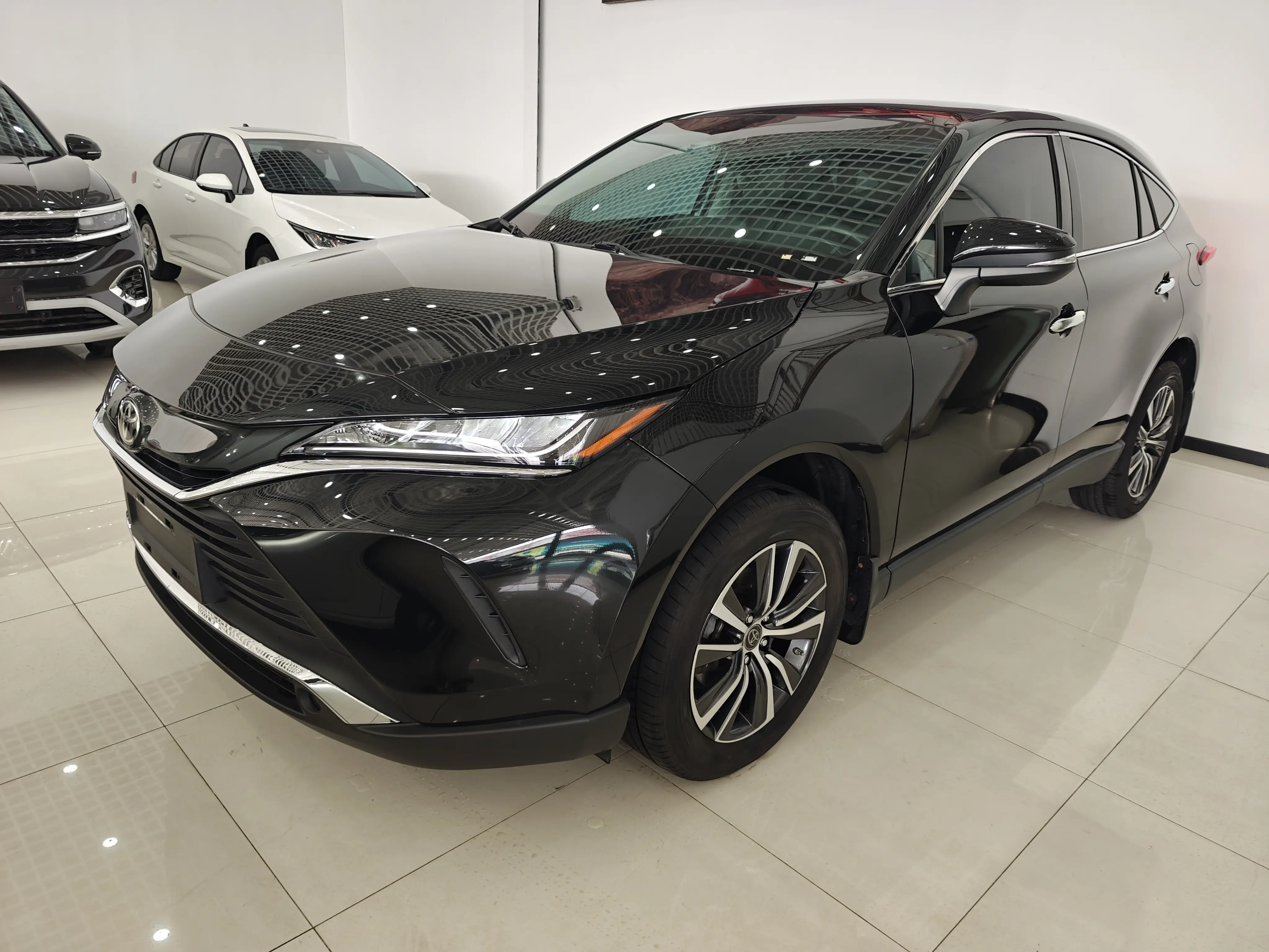 Toyota Harrier  из Китая