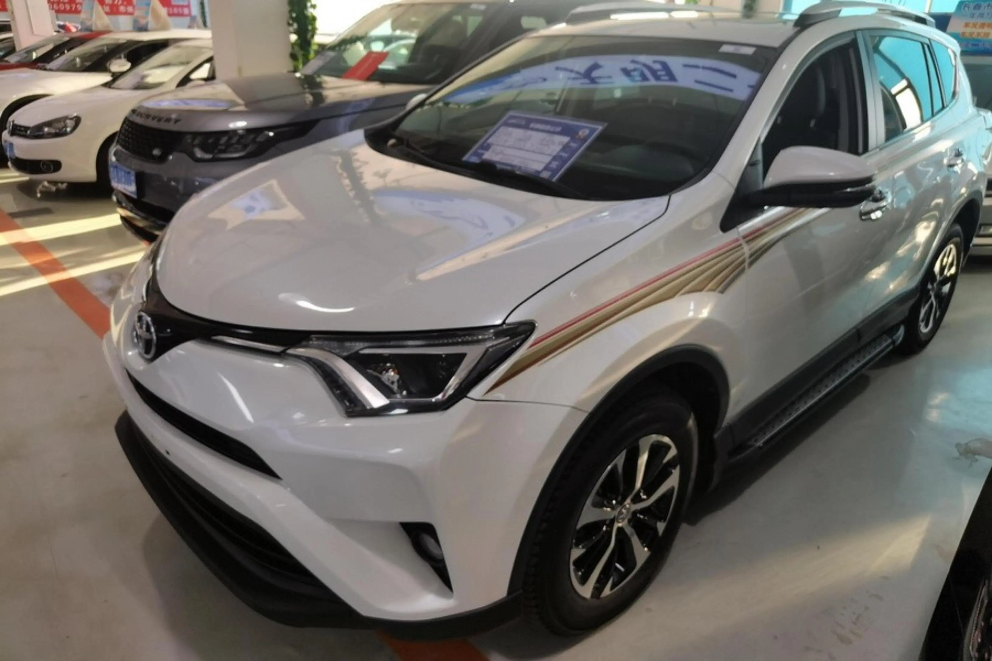 Toyota RAV4  из Китая