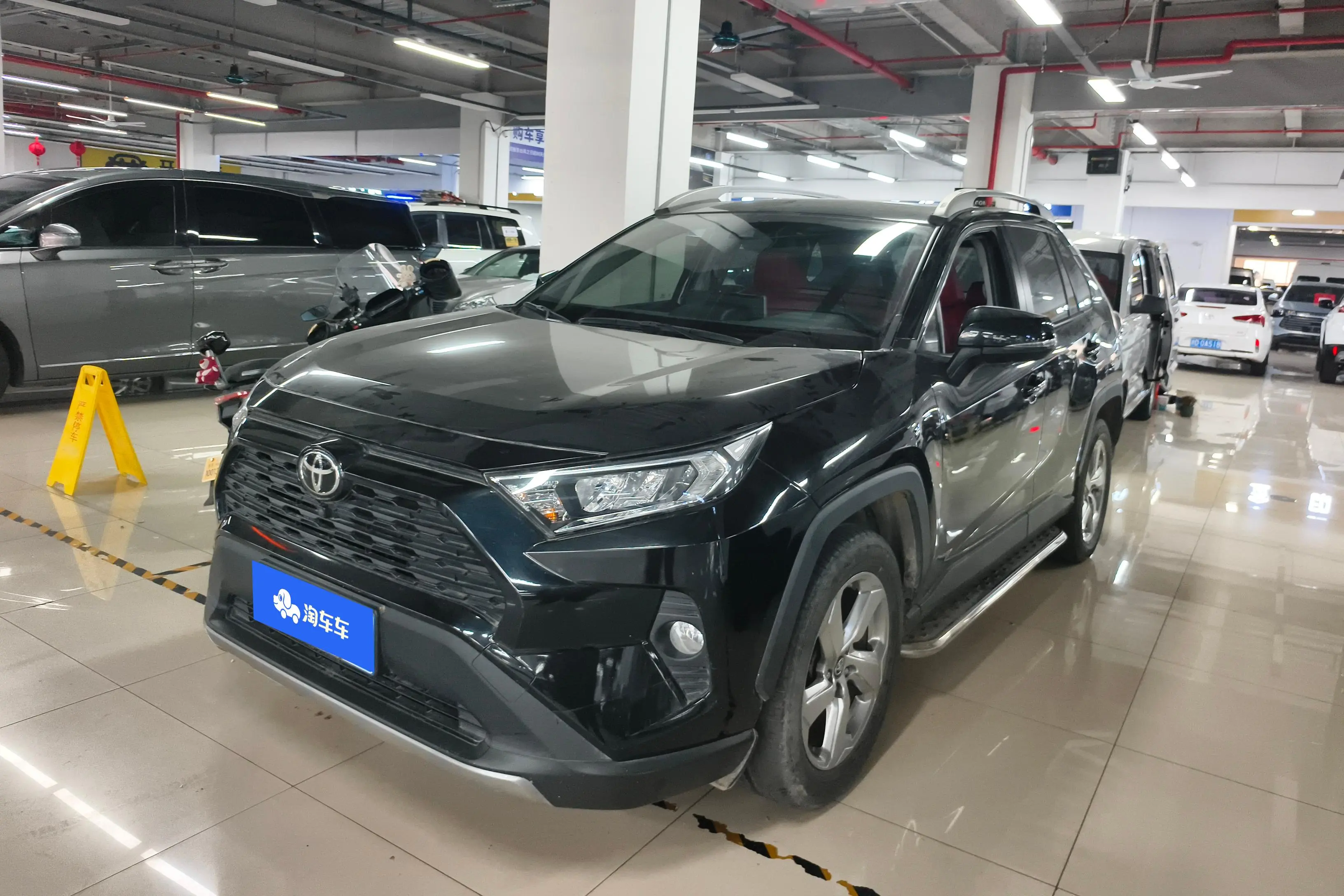 Toyota RAV4  из Китая