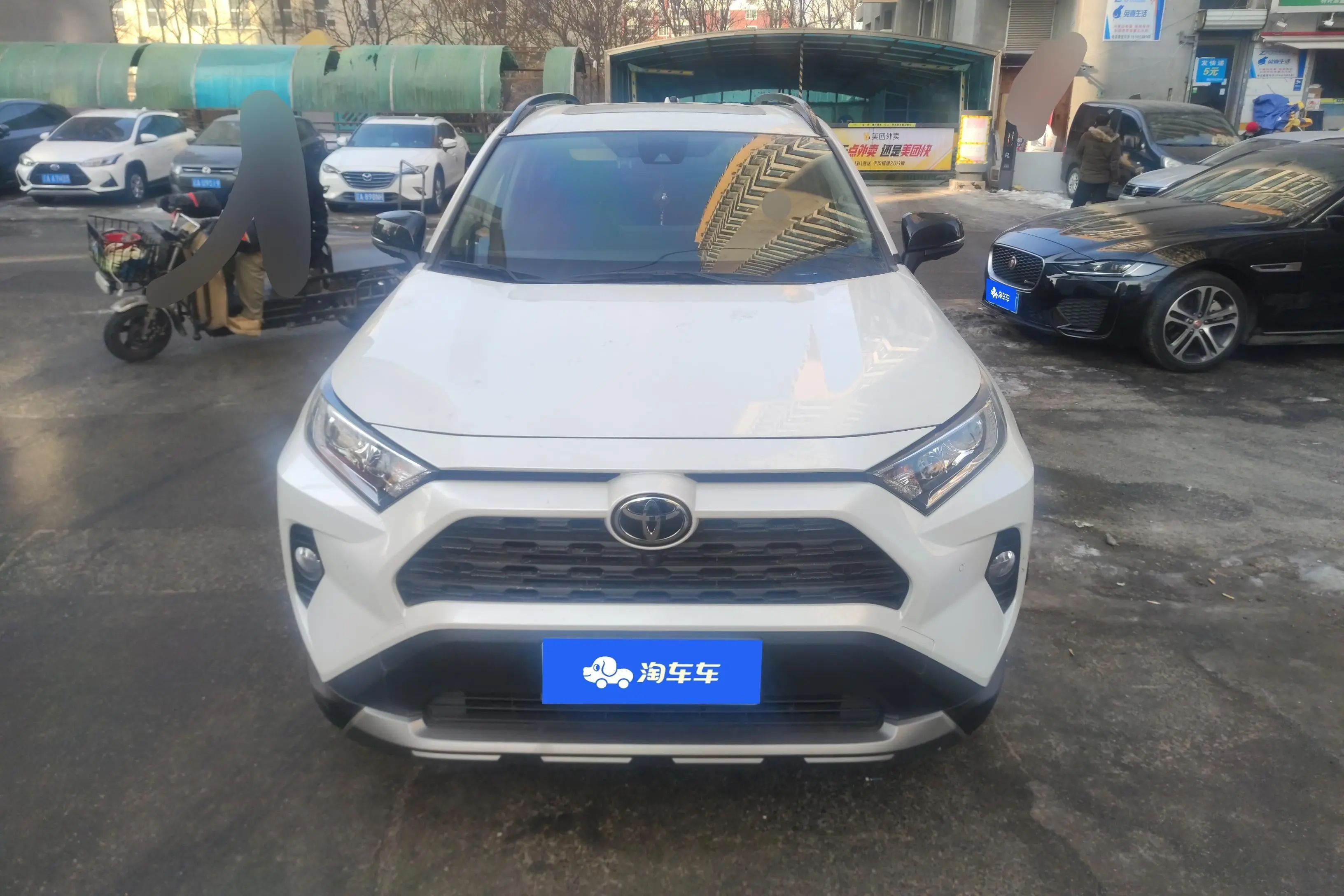 Toyota RAV4  из Китая