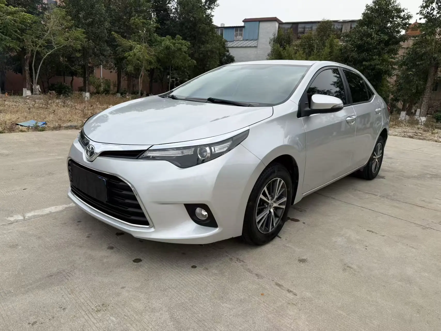 Toyota Levin (Lei Ling)  из Китая