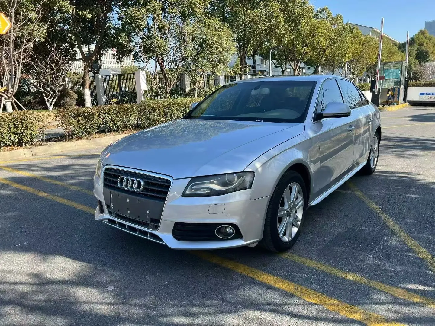 Audi A4L  из Китая