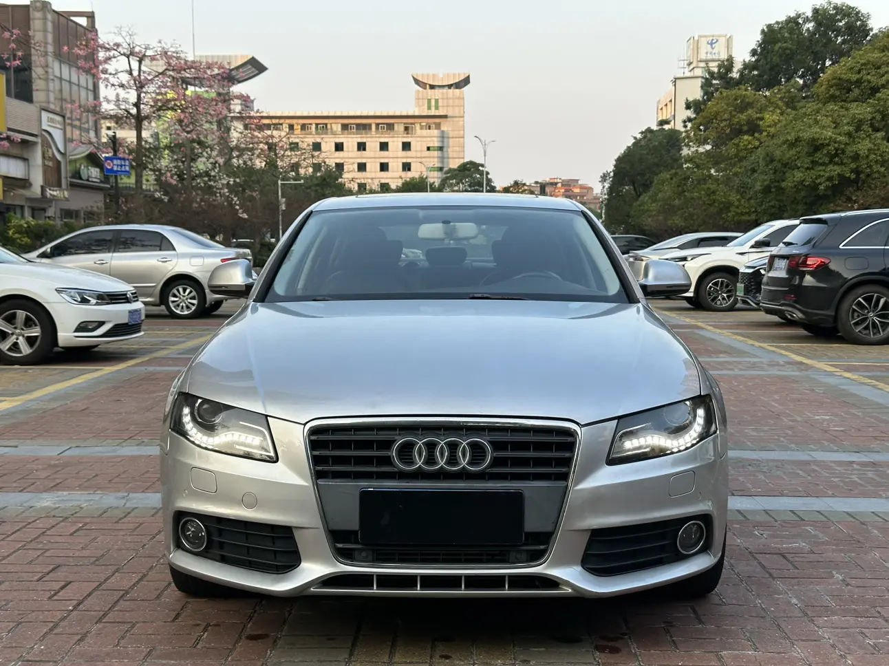 Audi A4L  из Китая