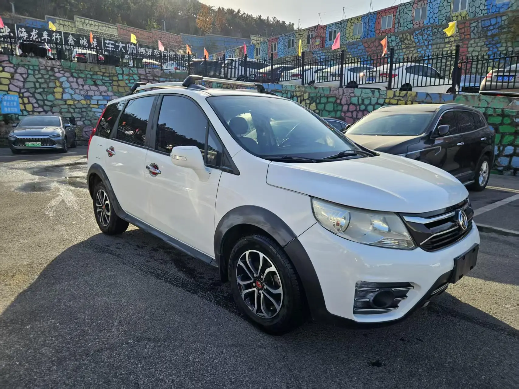 Forthing Jingyi XV  из Китая