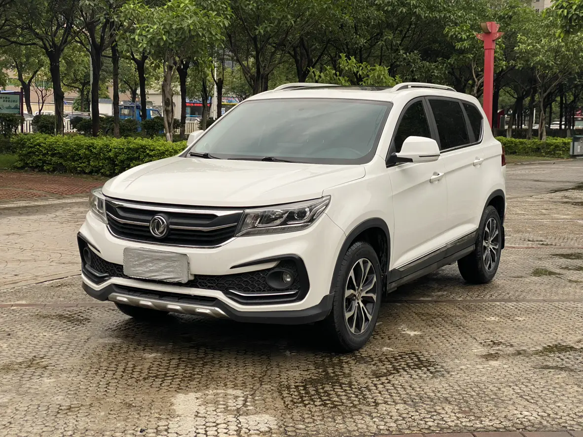 Forthing Jingyi X5  из Китая