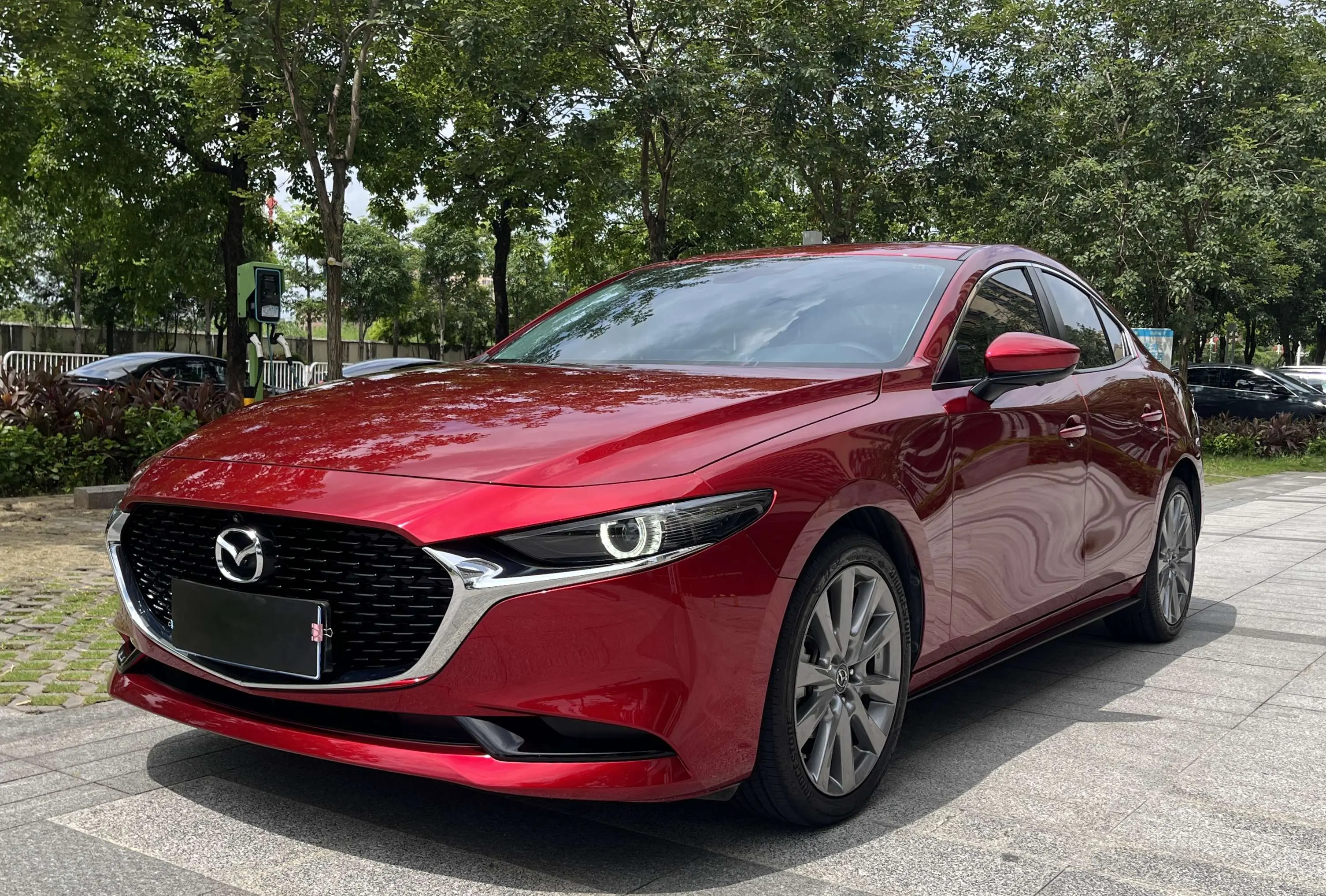 Mazda Axela (Mazda3)  из Китая