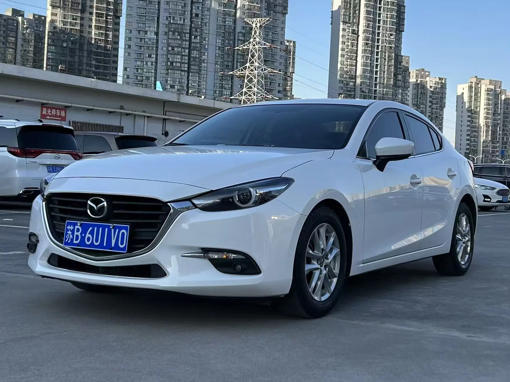 Mazda Axela (Mazda3)  из Китая