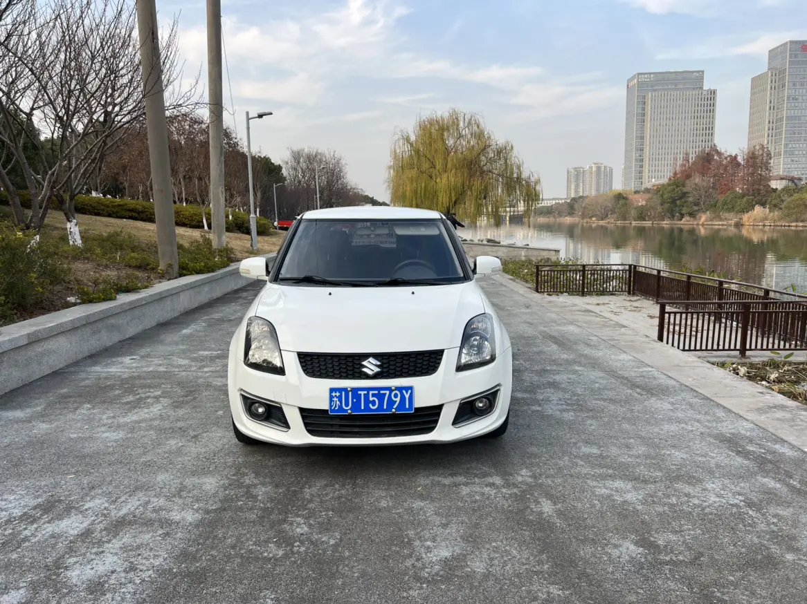 Suzuki Swift  из Китая