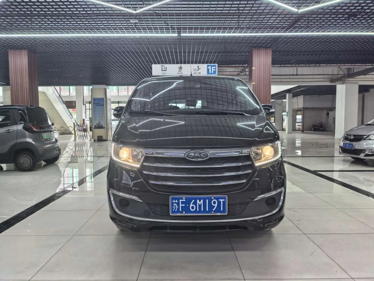 JAC Ruifeng M3  из Китая
