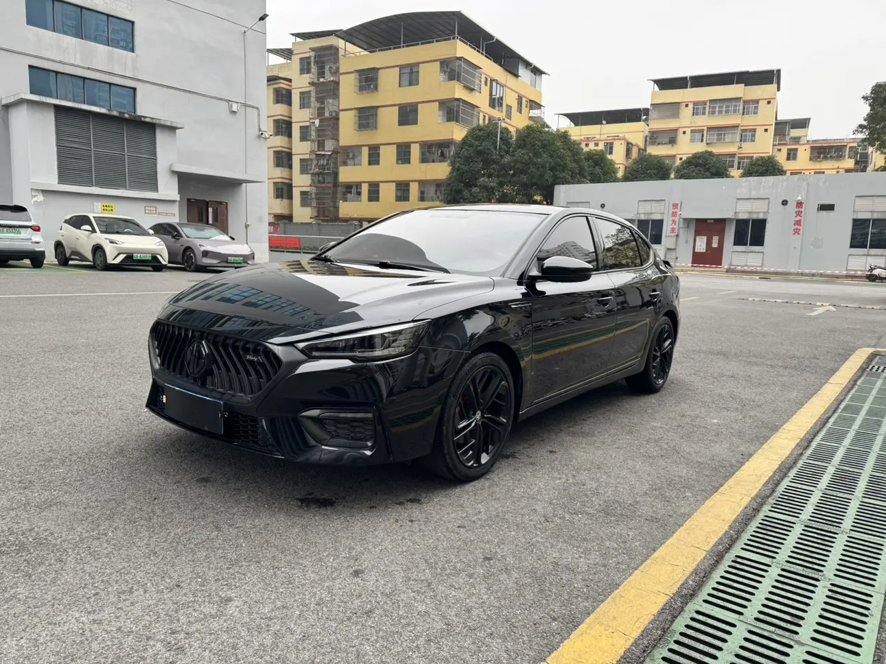 MG 6  из Китая