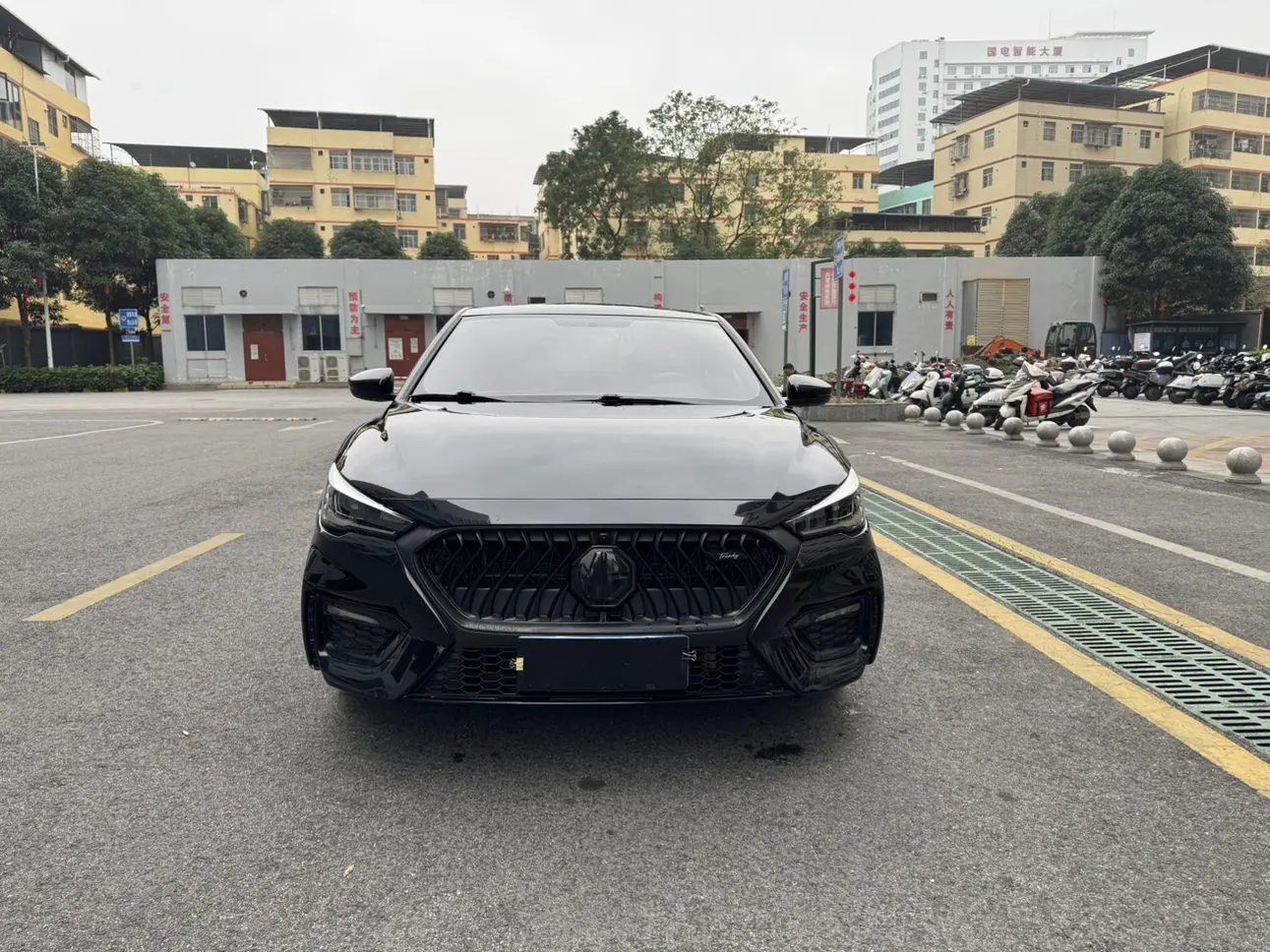 MG 6  из Китая