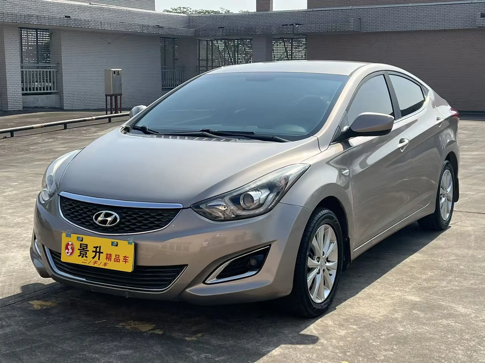 Hyundai Elantra