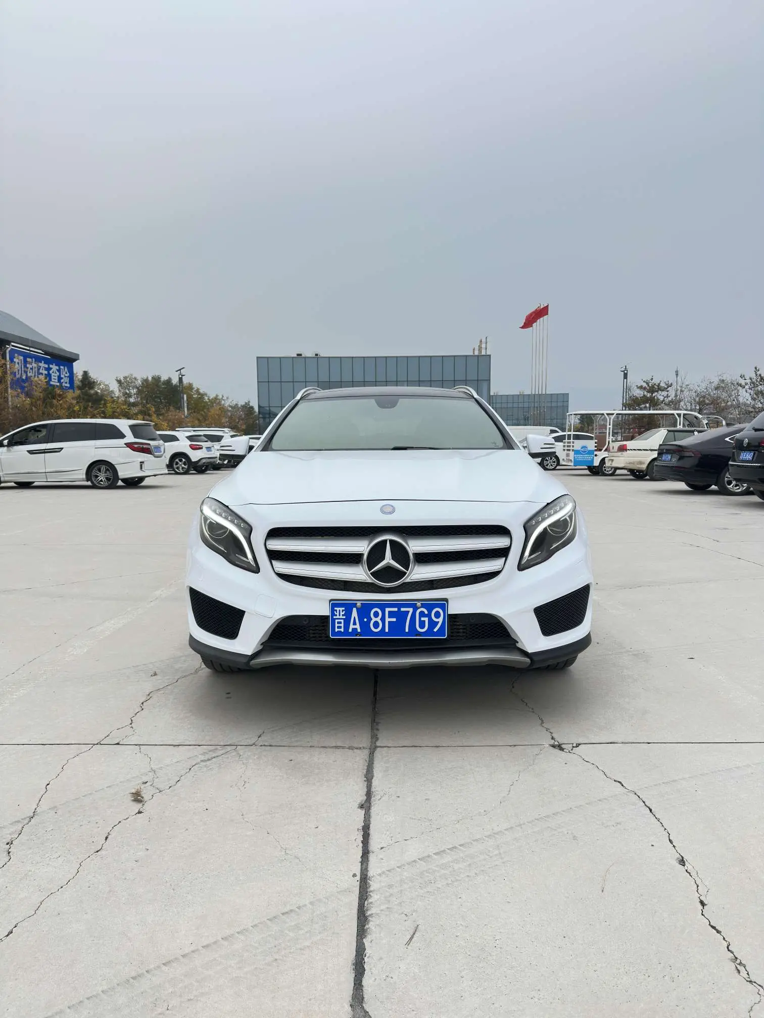 Mercedes-Benz GLA  из Китая