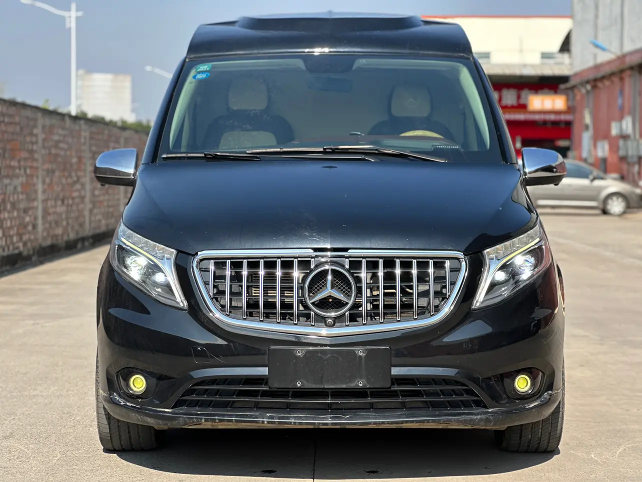 Mercedes-Benz Vito  из Китая