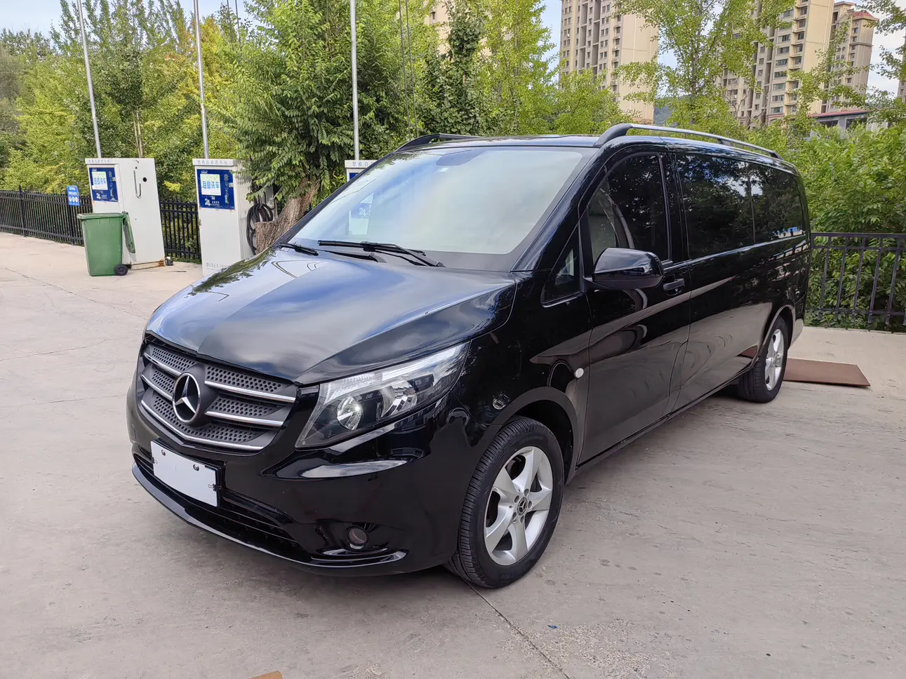 Mercedes-Benz Vito  из Китая