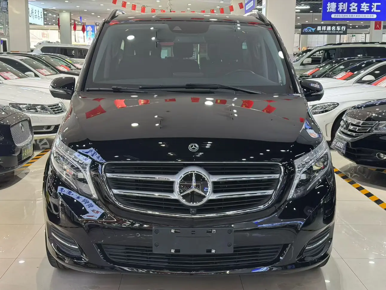 Mercedes-Benz Mercedes Benz V Class  из Китая