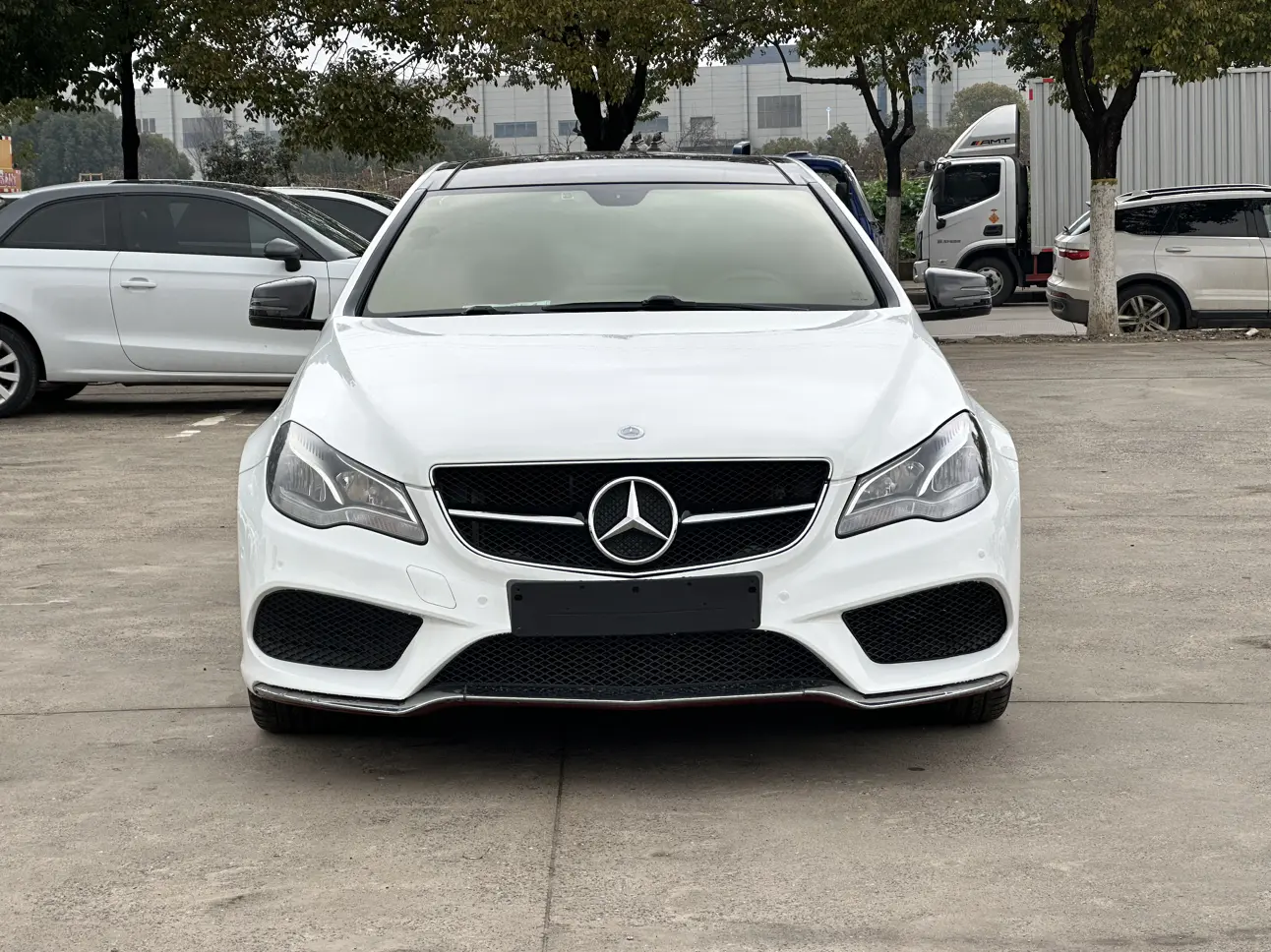 Mercedes-Benz E-Class  из Китая