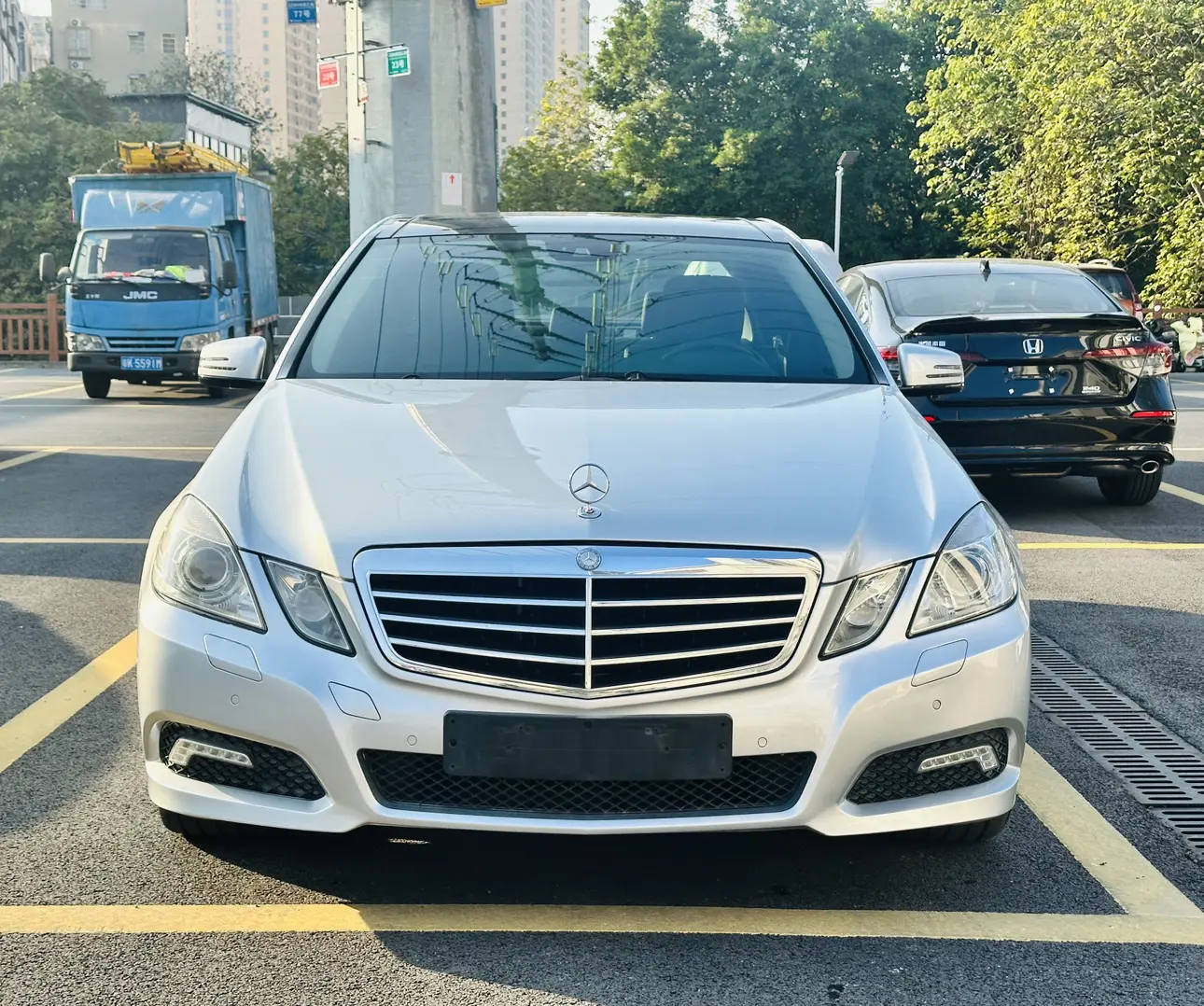 Mercedes-Benz E-Class  из Китая