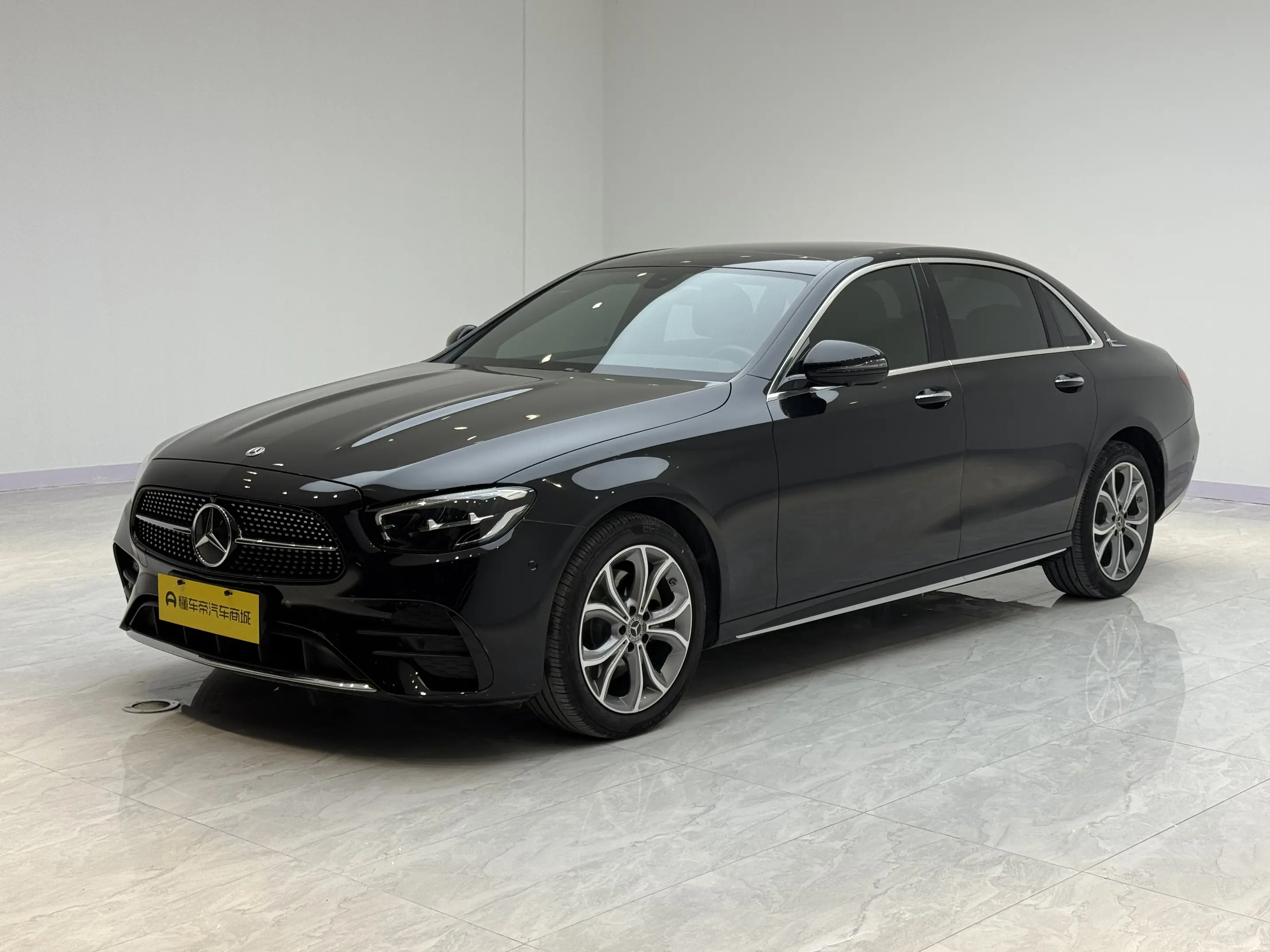 Mercedes-Benz E-Class  из Китая