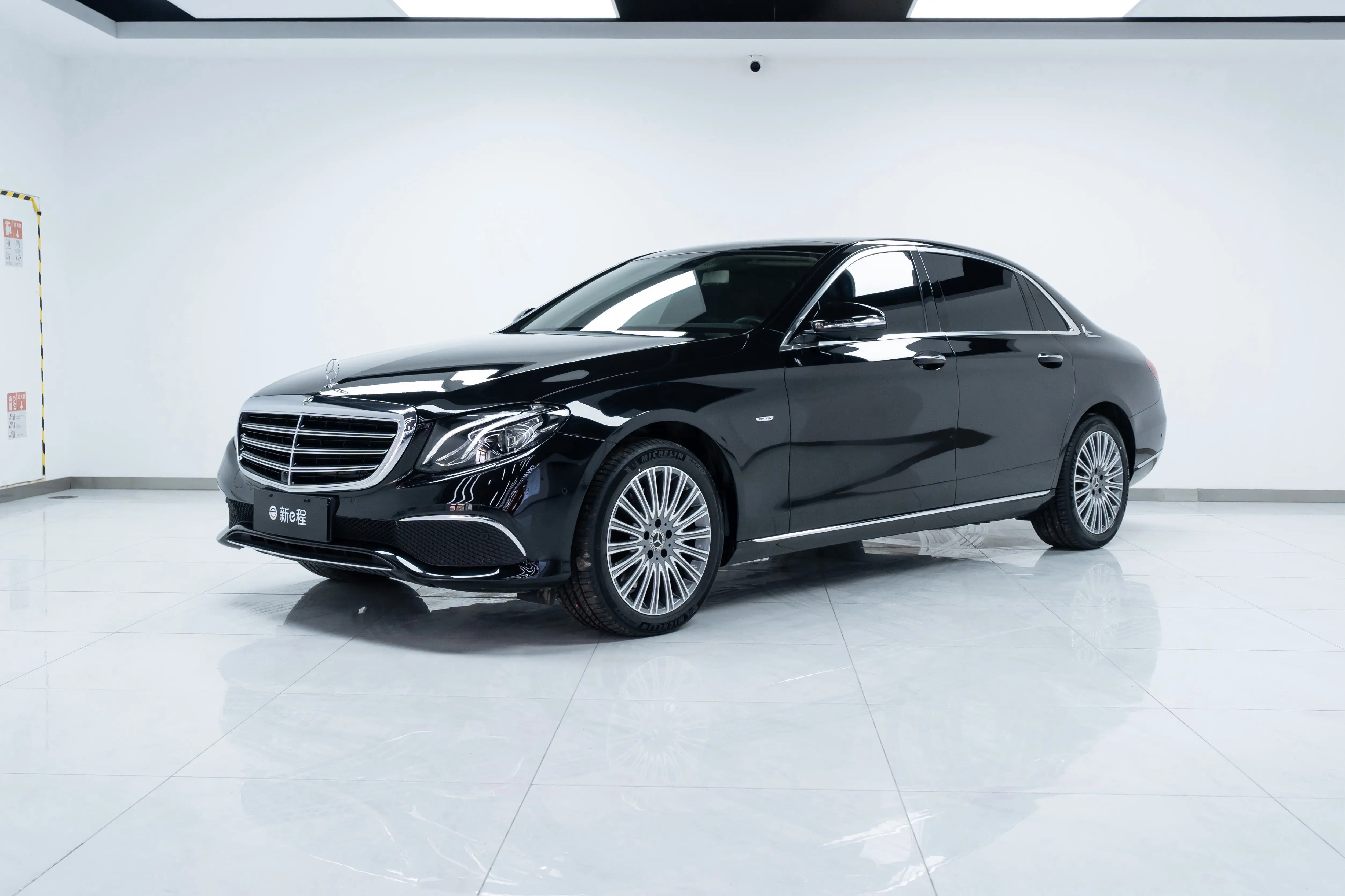 Mercedes-Benz E-Class  из Китая