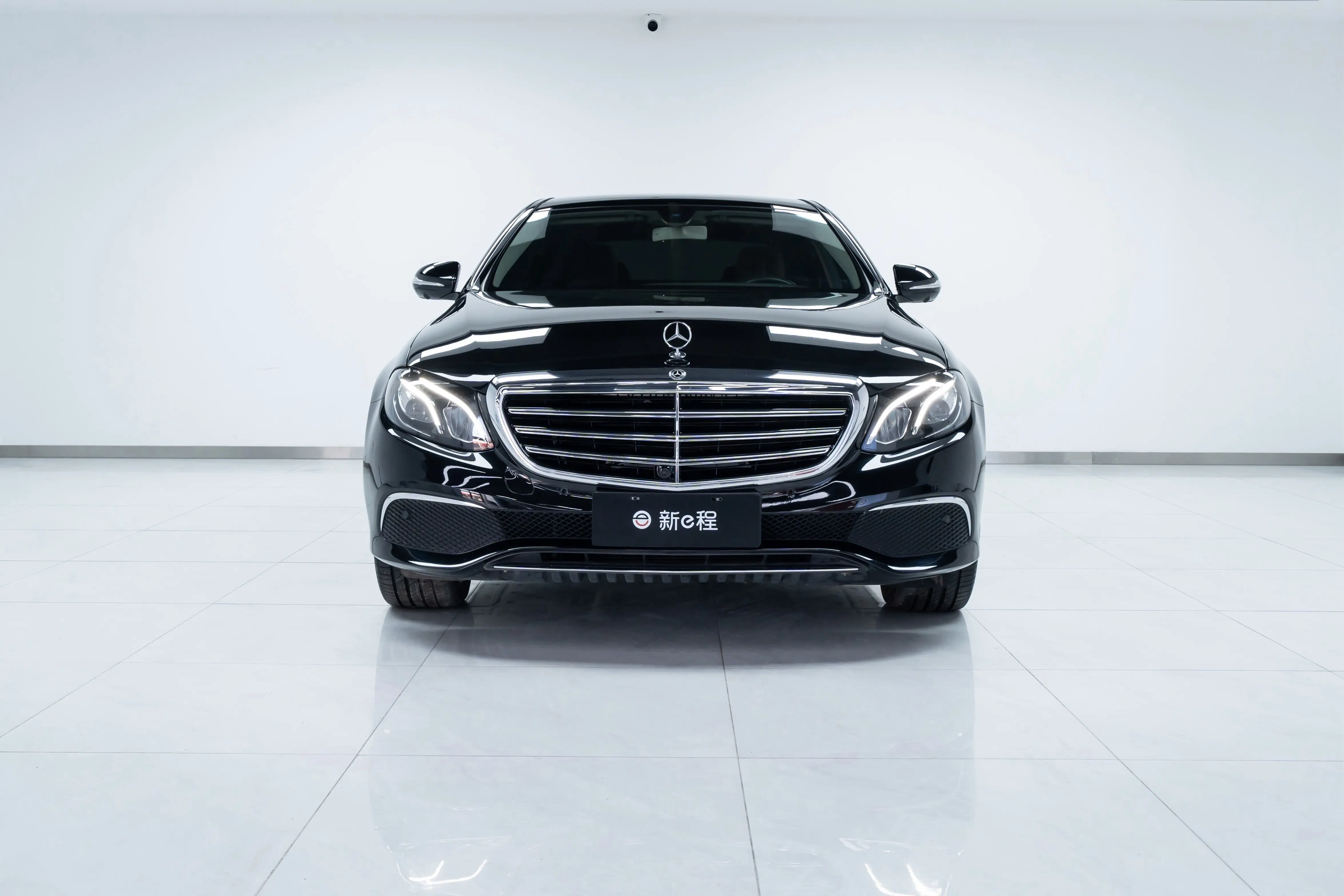 Mercedes-Benz E-Class  из Китая