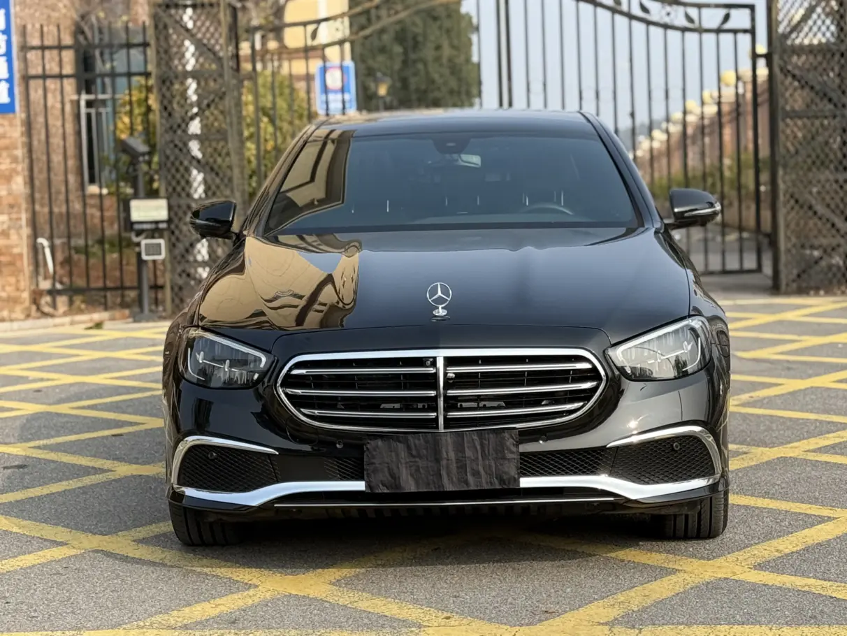 Mercedes-Benz E-Class  из Китая