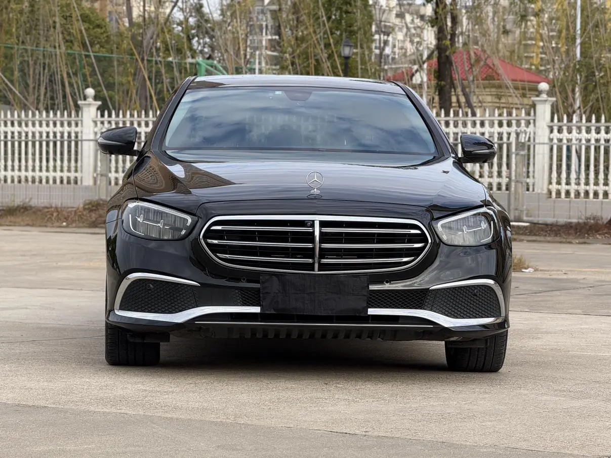 Mercedes-Benz E-Class  из Китая