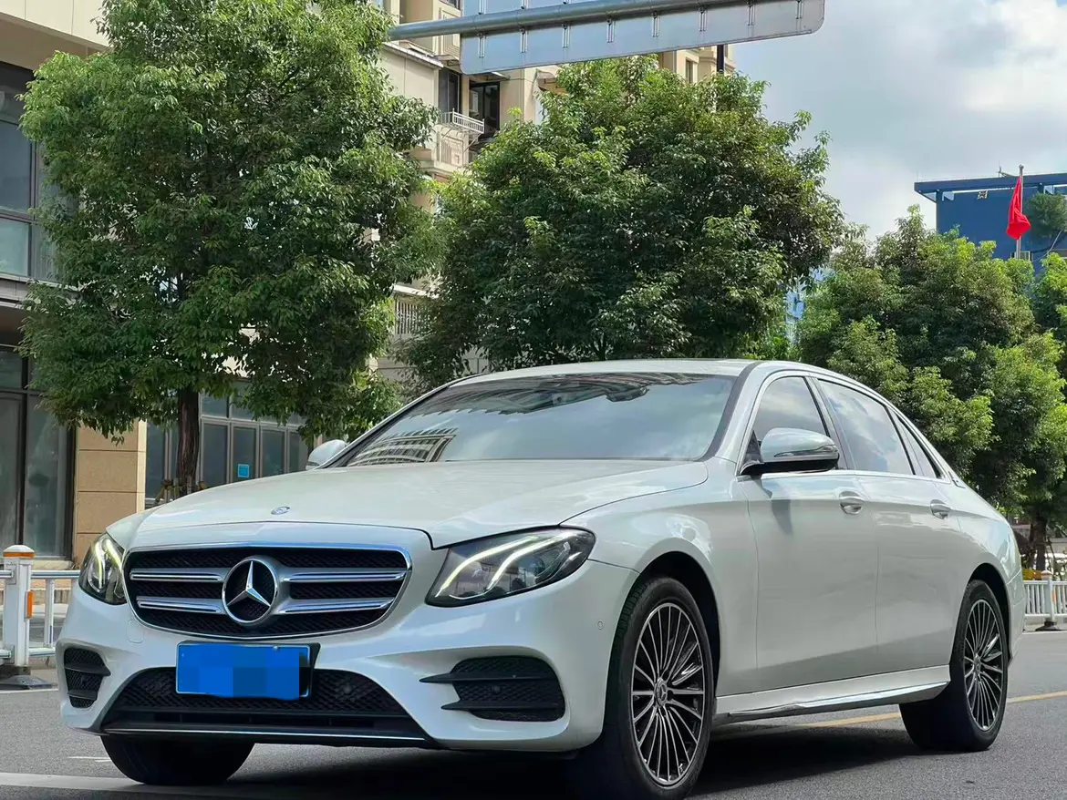 Mercedes-Benz E-Class  из Китая