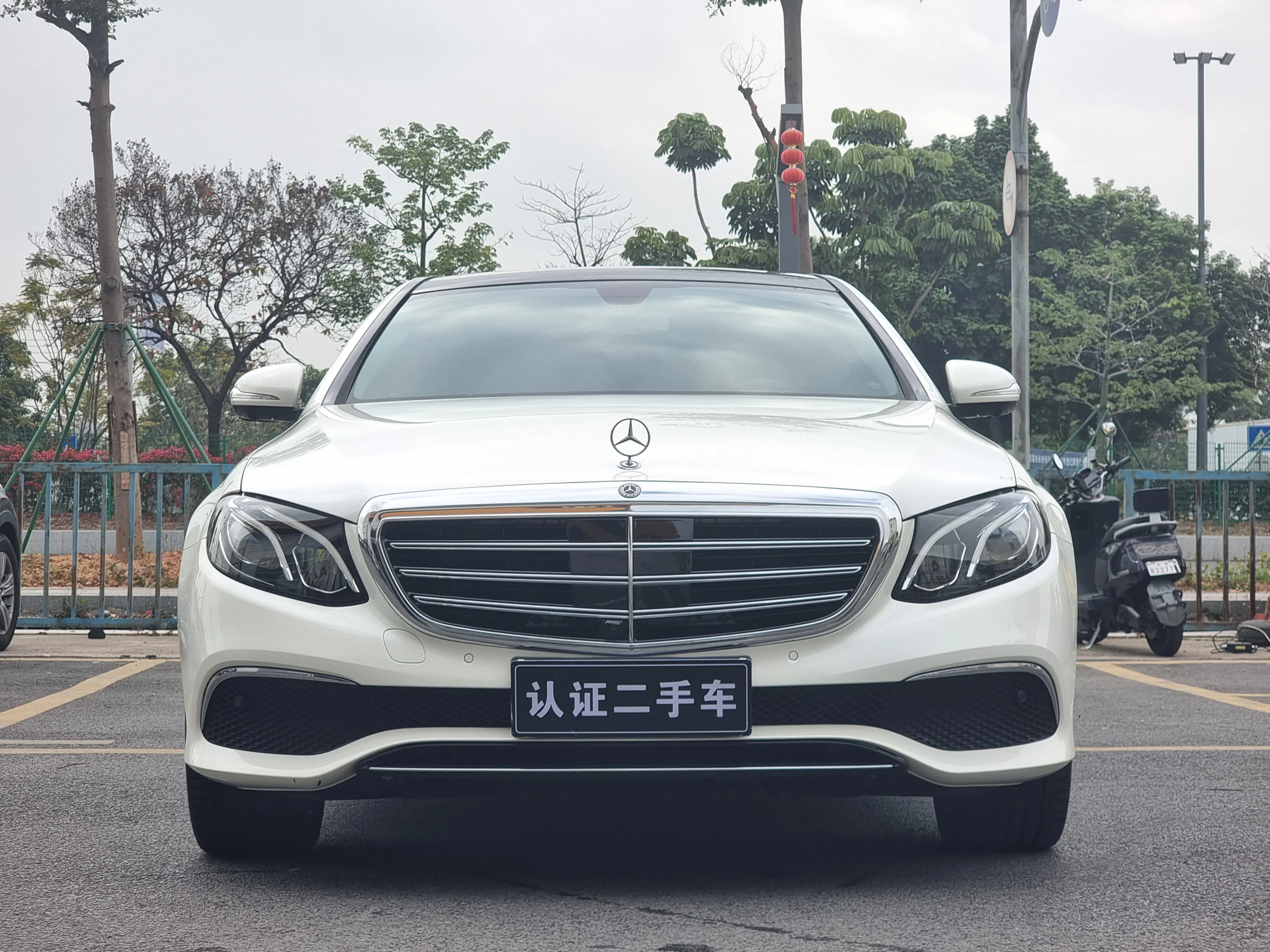 Mercedes-Benz E-Class  из Китая