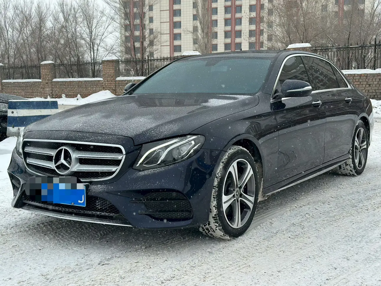 Mercedes-Benz E-Class  из Китая