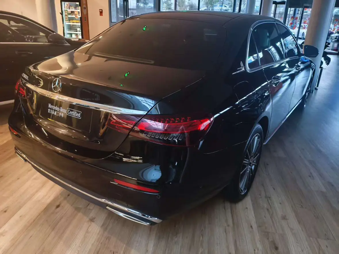 Mercedes-Benz E-Class  из Китая