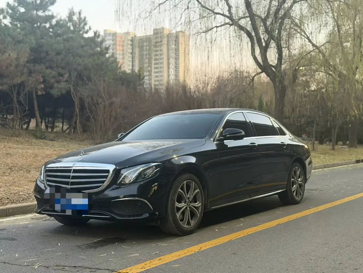 Mercedes-Benz E-Class  из Китая