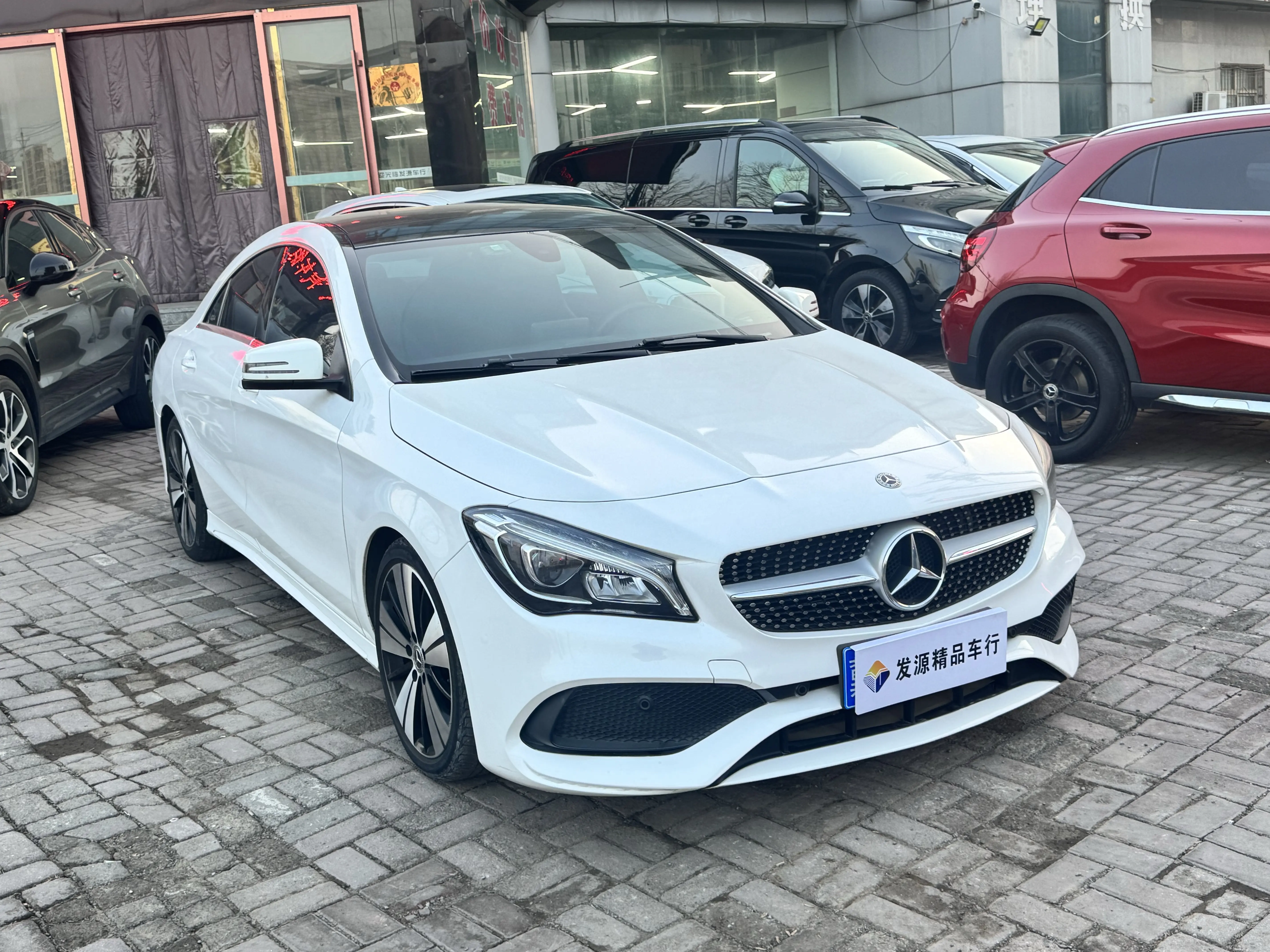 Mercedes-Benz CLA (Imported)  из Китая