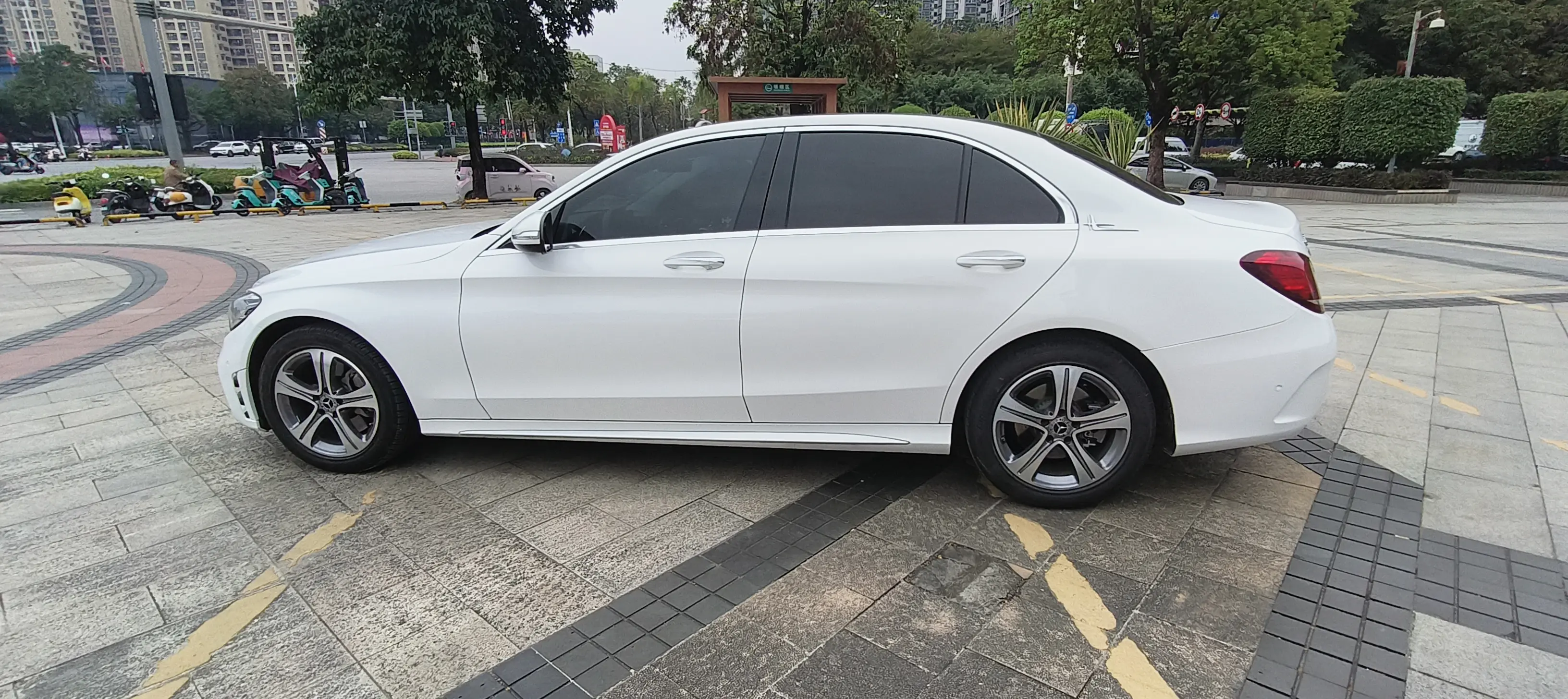 Mercedes-Benz Mercedes Benz C Class  из Китая