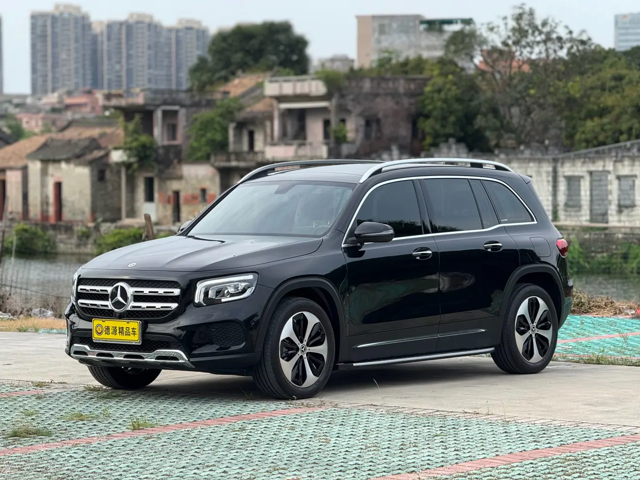 Mercedes-Benz GLB  из Китая