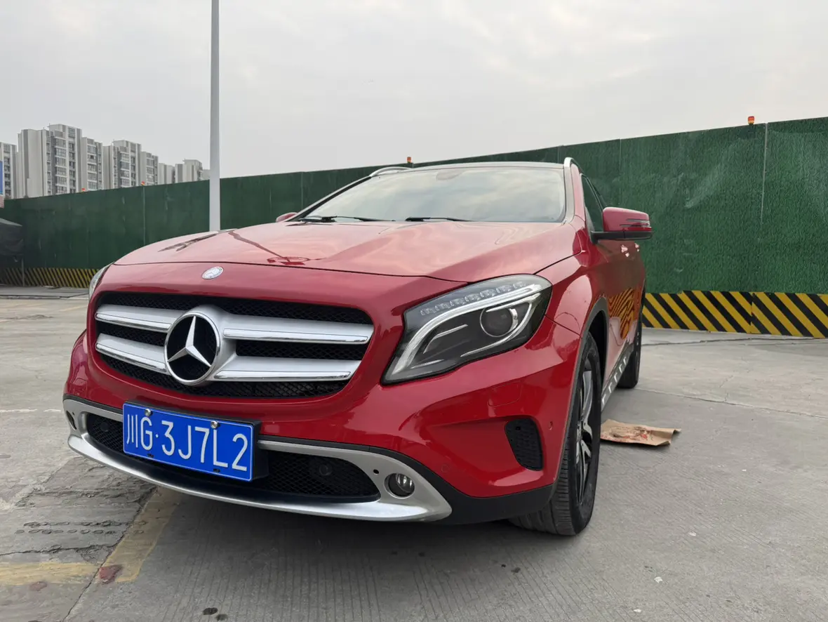Mercedes-Benz GLA  из Китая