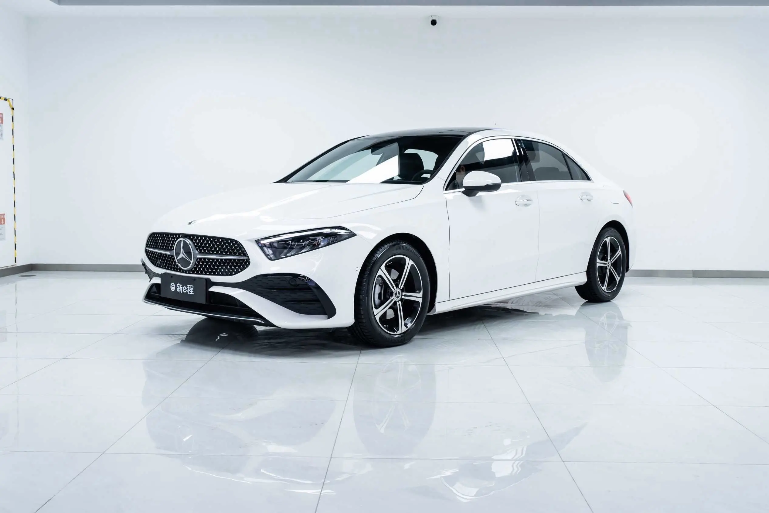 Mercedes-Benz Mercedes Benz A Class  из Китая