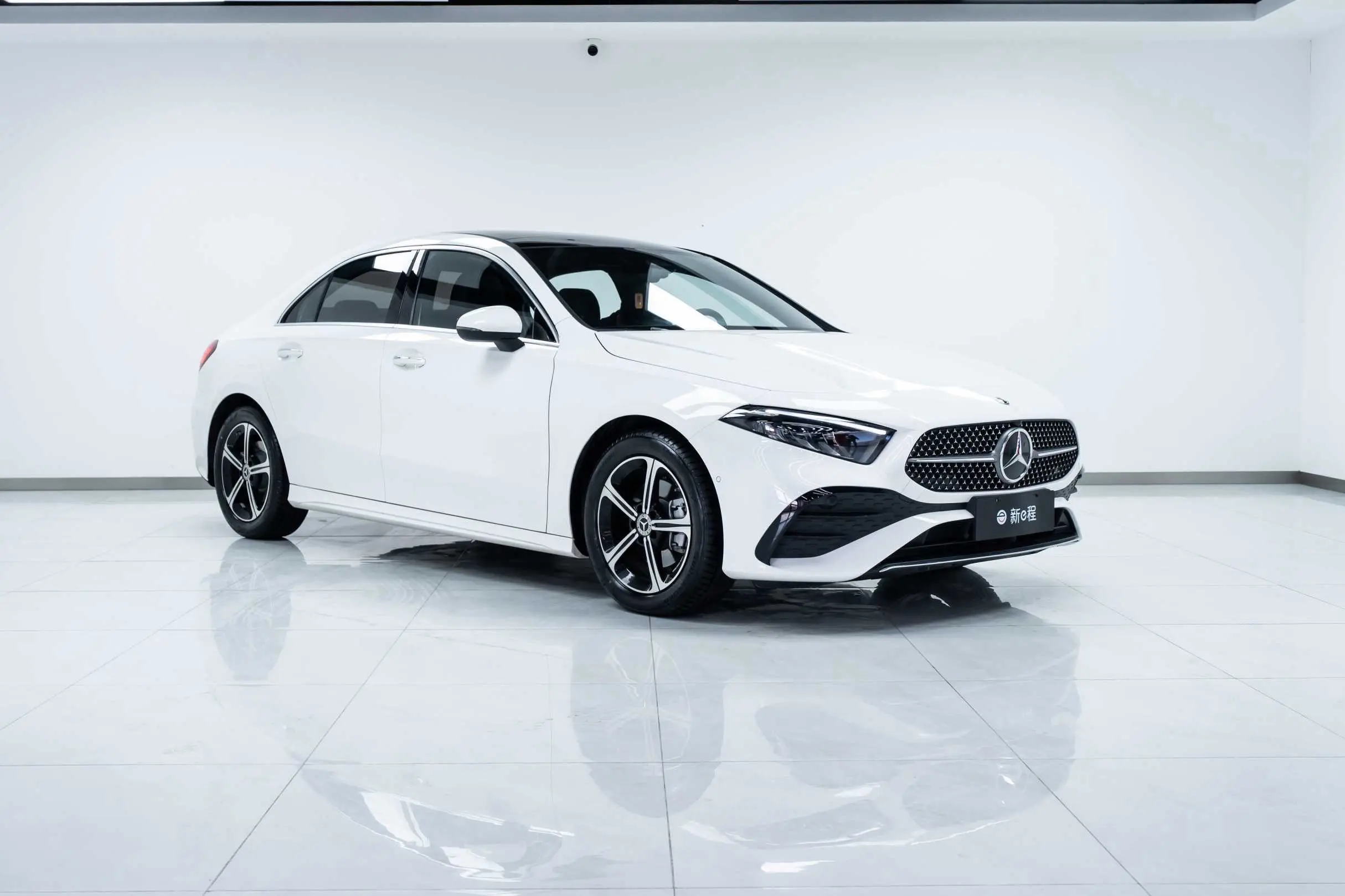 Mercedes-Benz Mercedes Benz A Class  из Китая